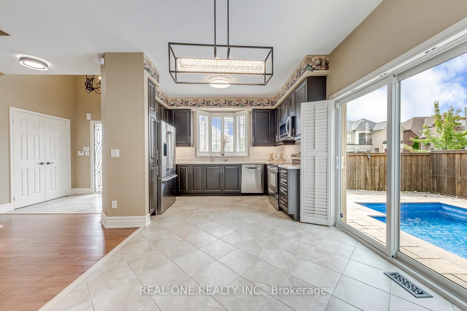 Photo 12 of 4201 Prudham Avenue, Burlington, Alton — HOMEH