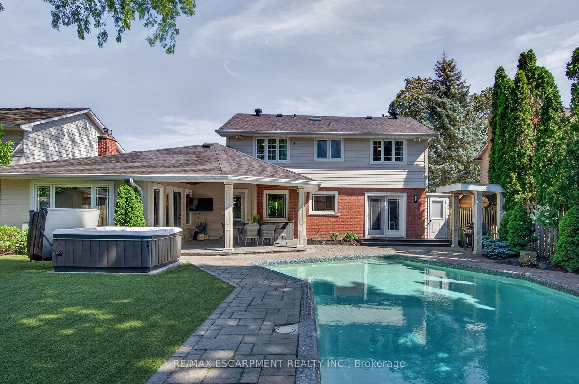 Front of 4461 Tremineer Avenue