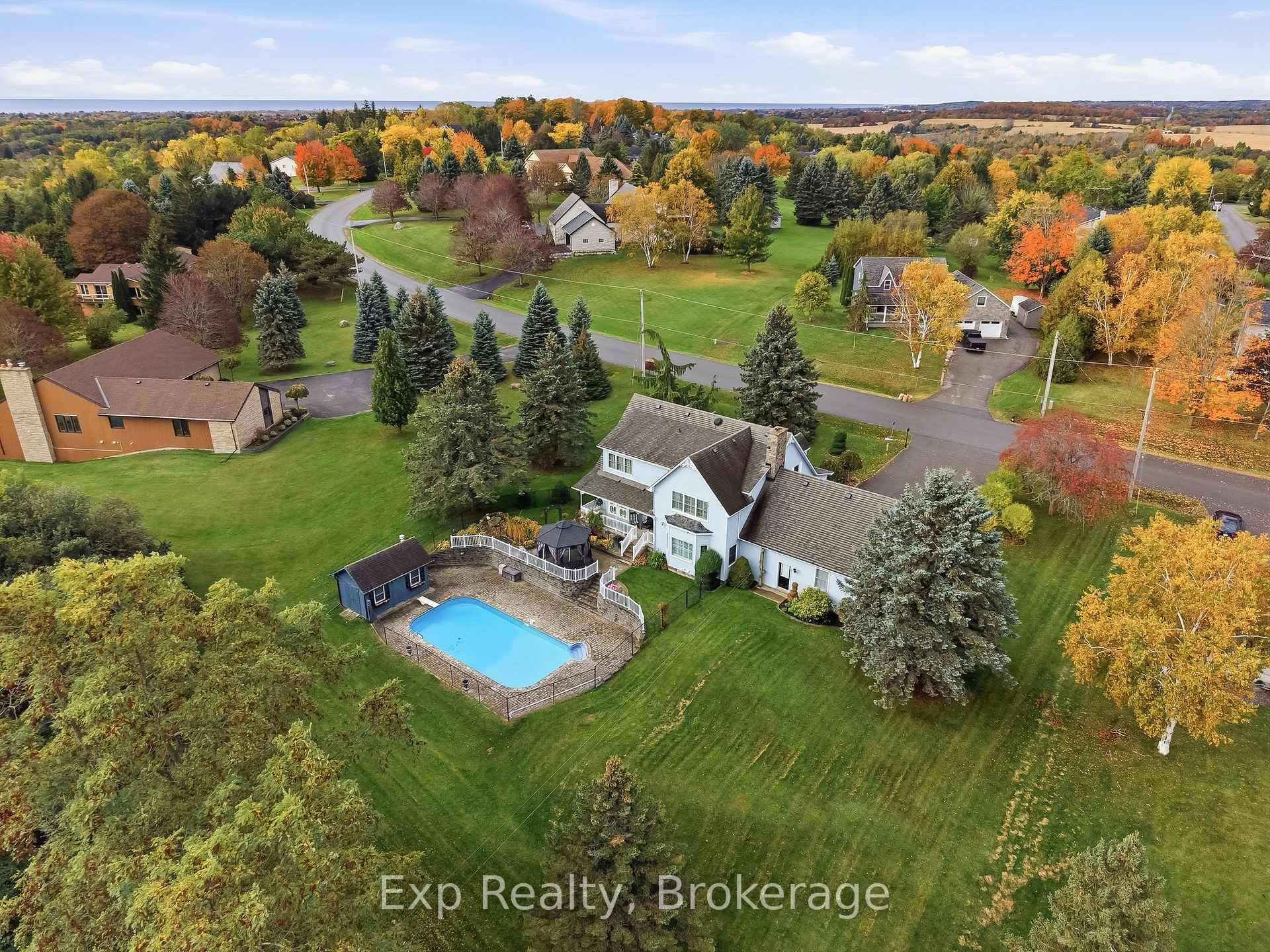 Photo 2 of 17 Forest Hill Drive, Hamilton Township, Rural Hamilton — HOMEH