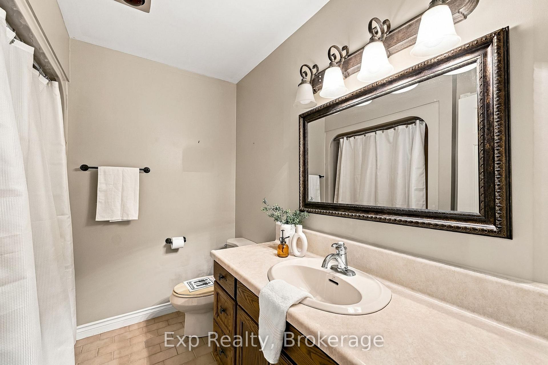 Photo 36 of 17 Forest Hill Drive, Hamilton Township, Rural Hamilton — HOMEH