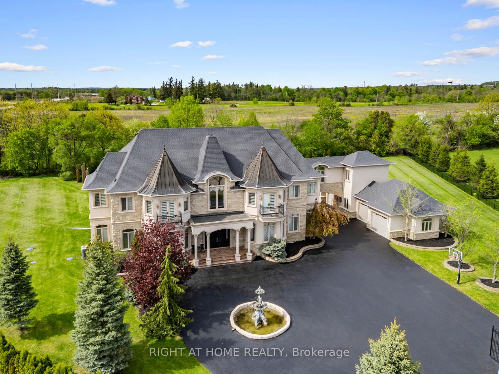 Photo 1 of 100 Rocmary Place, Vaughan, Kleinburg — HOMEH