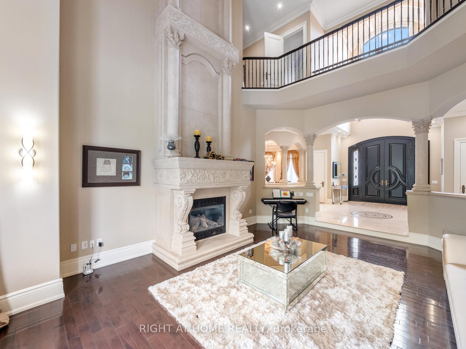 Photo 8 of 100 Rocmary Place, Vaughan, Kleinburg — HOMEH
