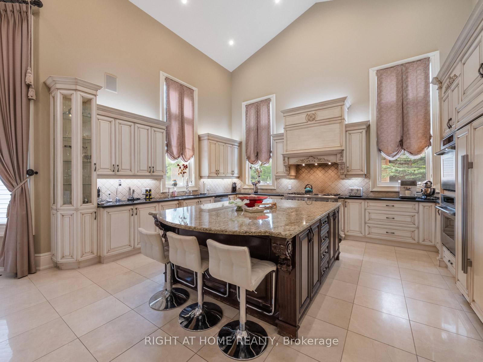 Photo 11 of 100 Rocmary Place, Vaughan, Kleinburg — HOMEH
