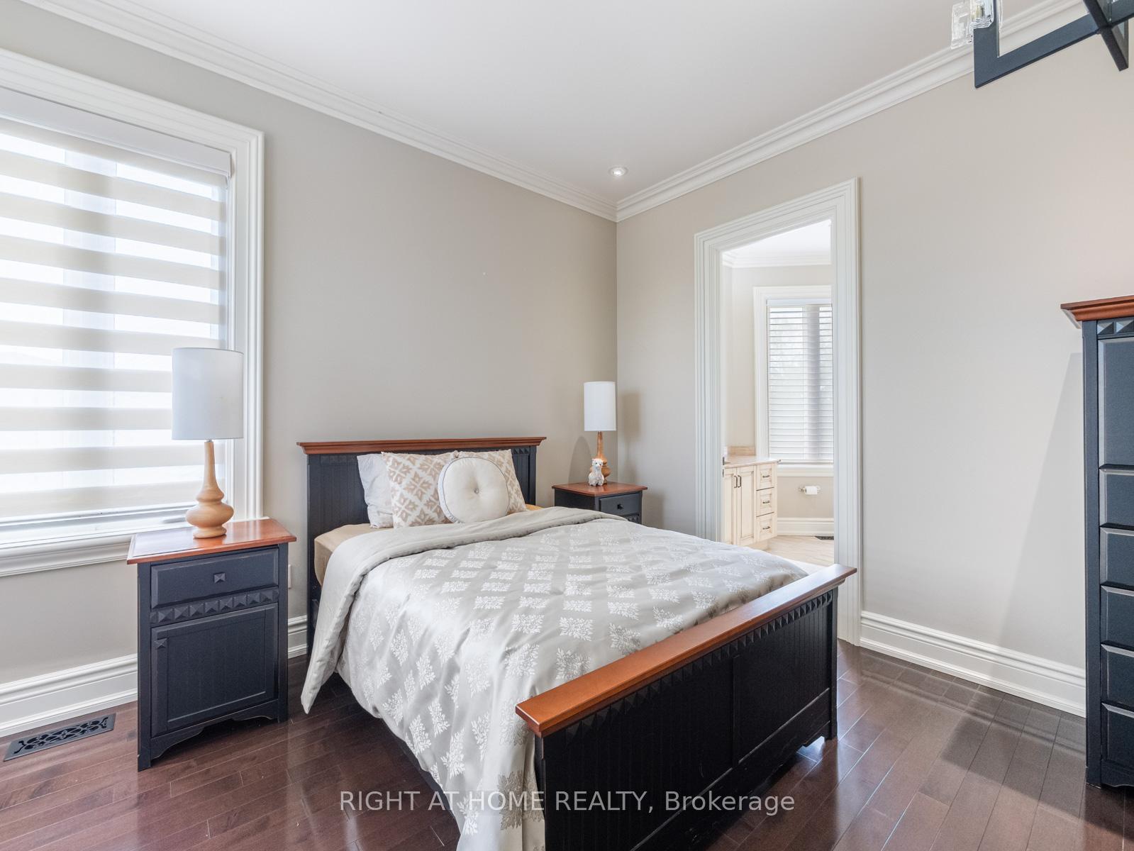 Photo 25 of 100 Rocmary Place, Vaughan, Kleinburg — HOMEH