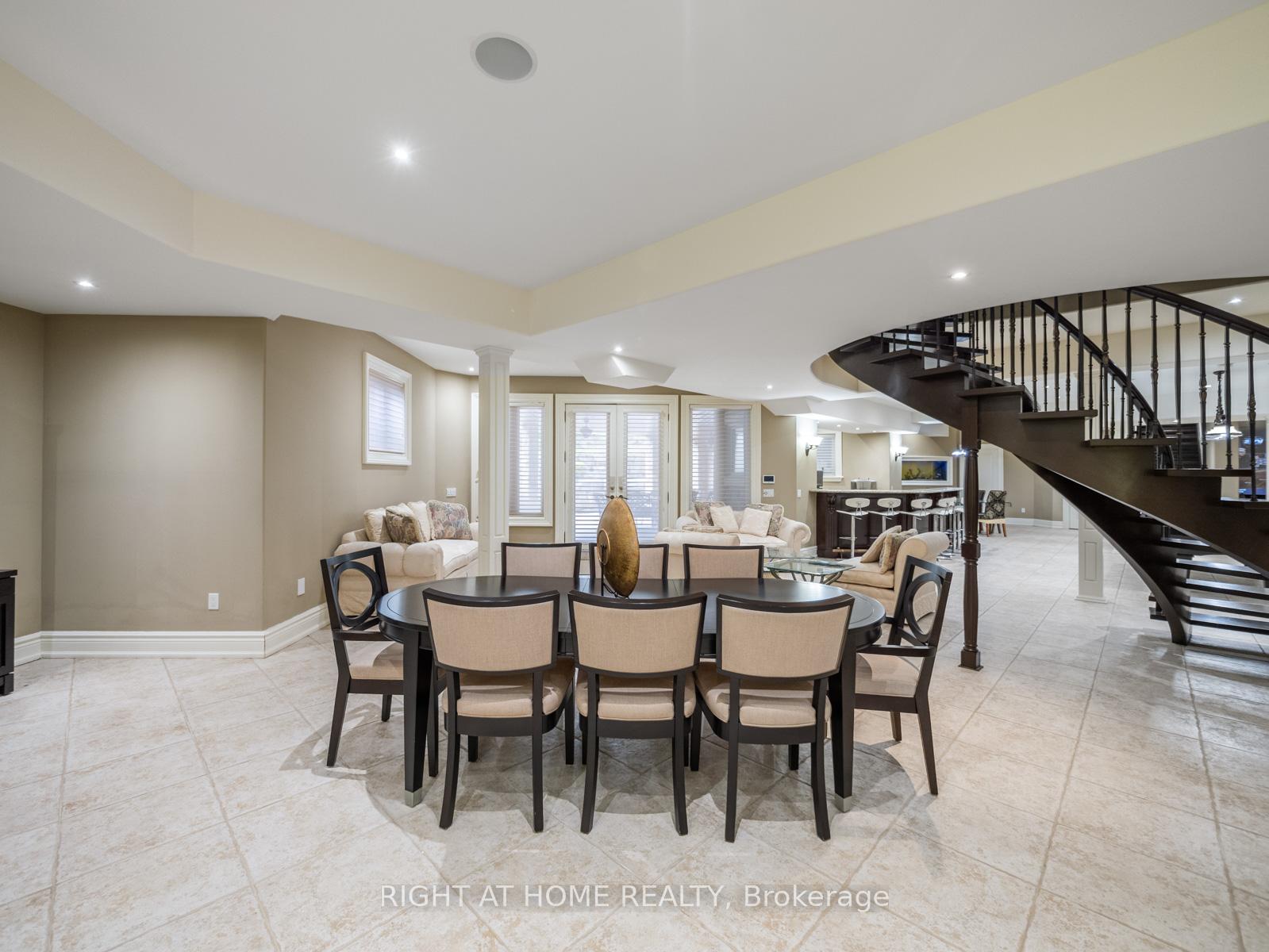 Photo 30 of 100 Rocmary Place, Vaughan, Kleinburg — HOMEH