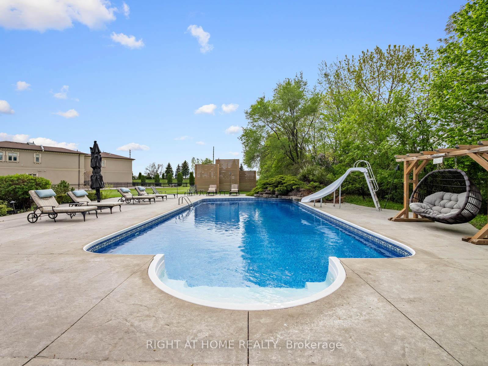 Photo 36 of 100 Rocmary Place, Vaughan, Kleinburg — HOMEH