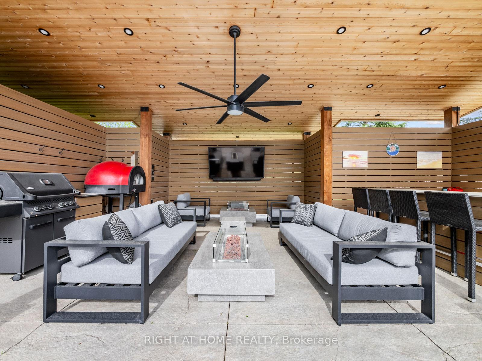 Photo 38 of 100 Rocmary Place, Vaughan, Kleinburg — HOMEH