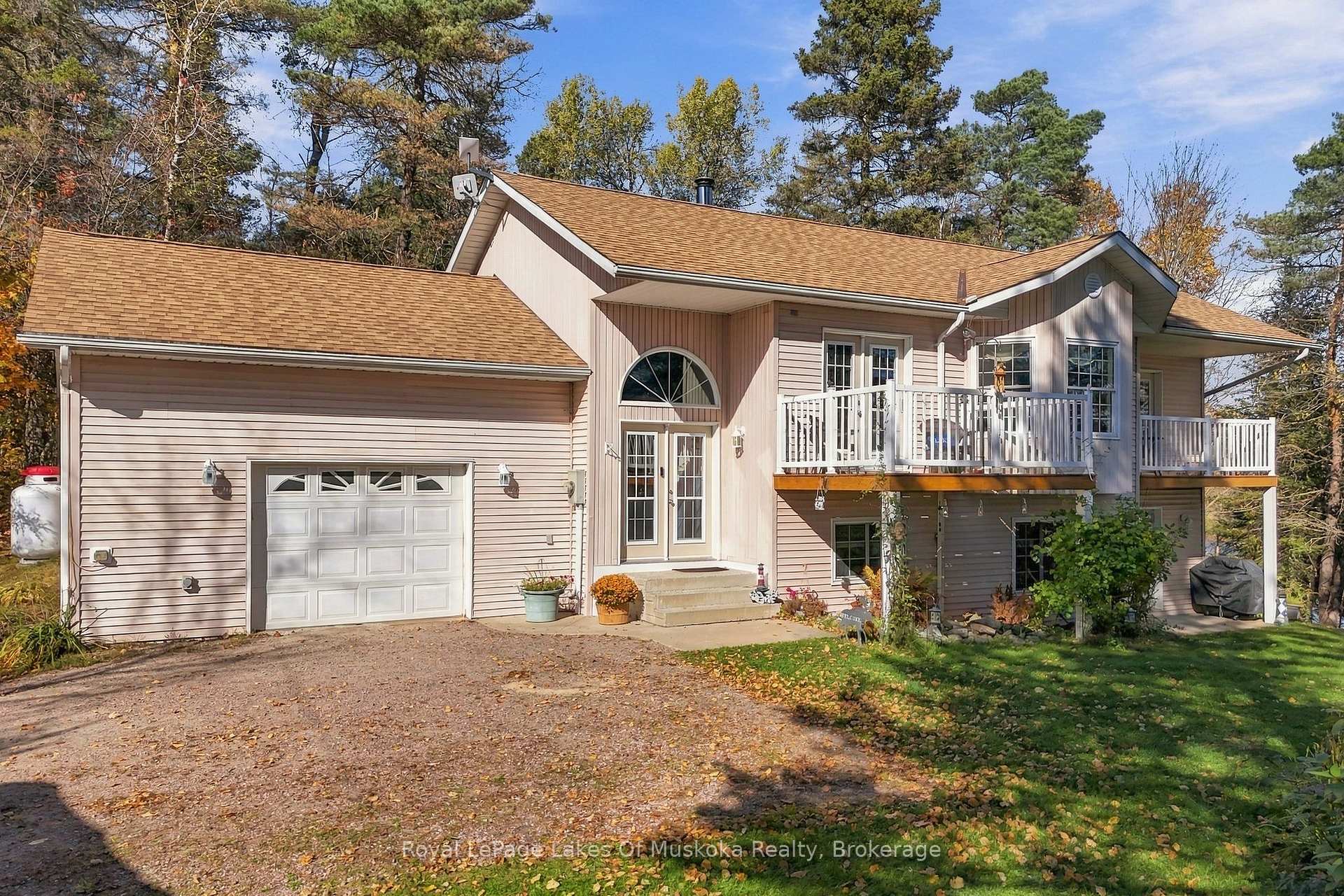 Photo 4 of 51 Golf Course Road, Magnetawan — HOMEH