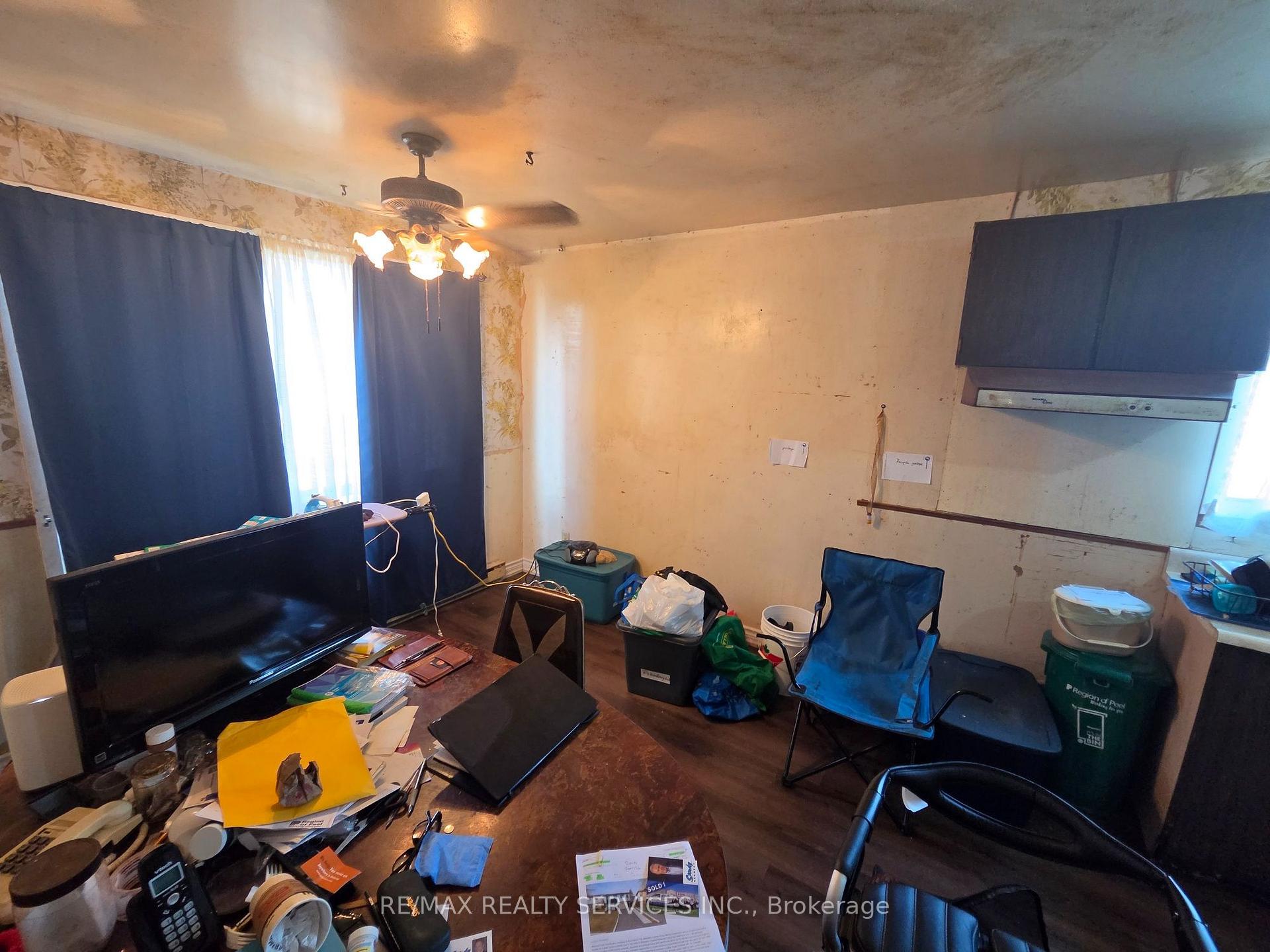 Photo 7 of 49 Huntingwood Crescent, Brampton, Central Park — HOMEH