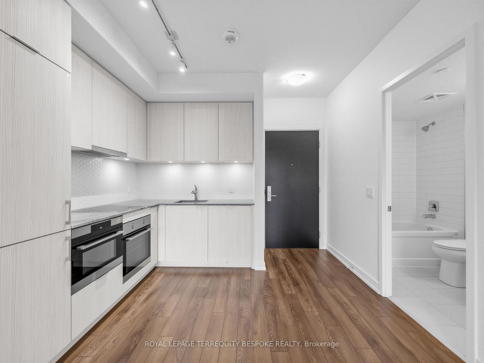 Photo 9 of Unit 419, 158 Front Street E, Toronto, Moss Park — HOMEH