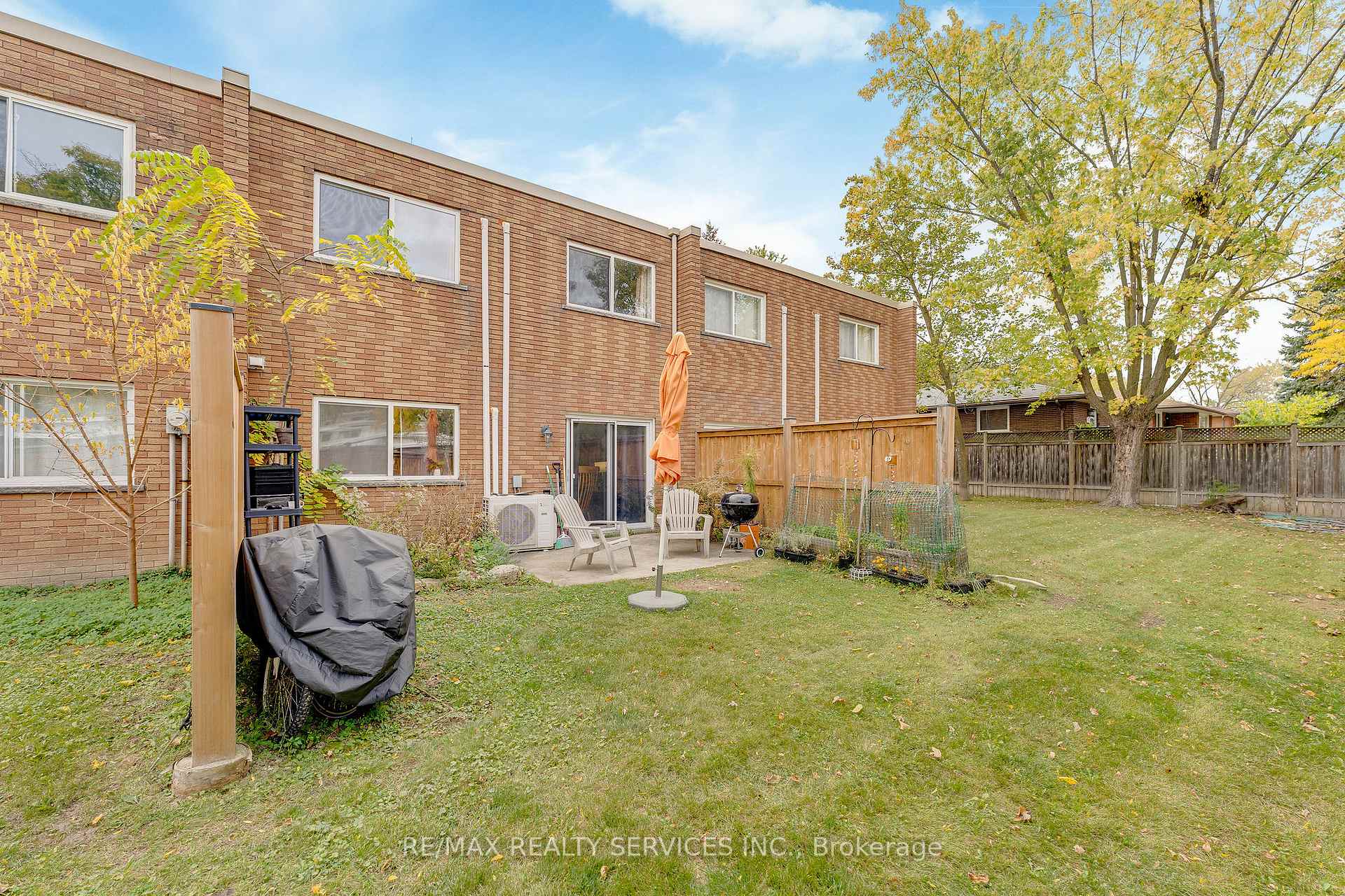 Photo 22 of Unit 7, 1140 Tavistock Drive, Burlington, Mountainside — HOMEH