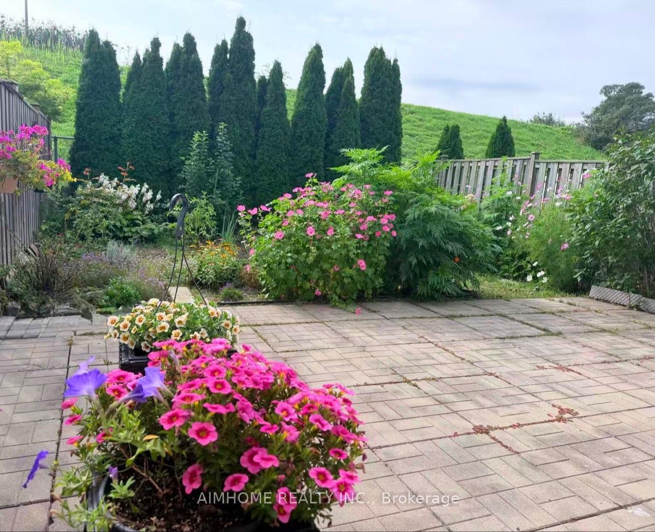 Photo 19 of 673 Caboto Trail, Markham, Village Green-South Unionville — HOMEH