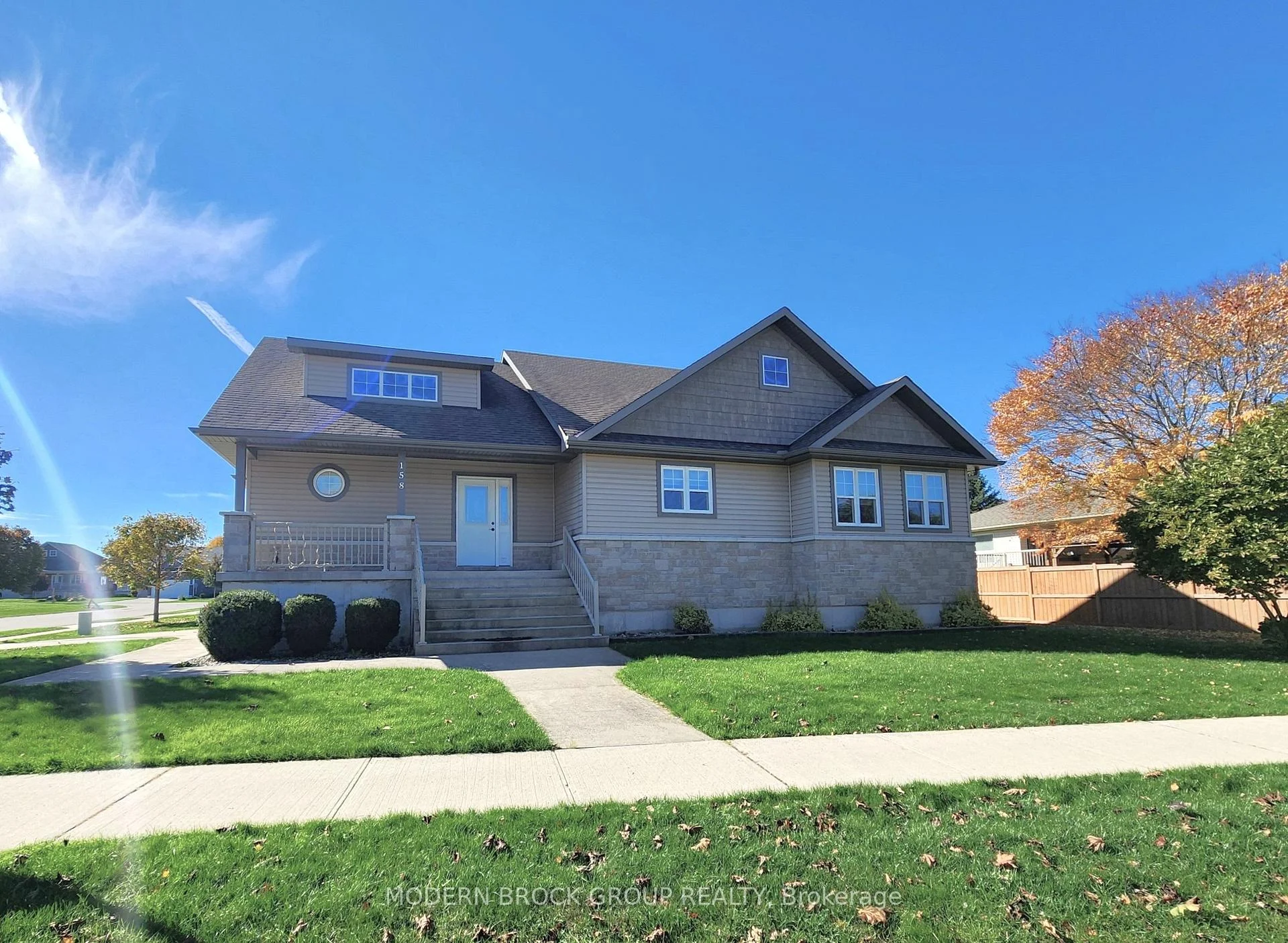 Photo of 158 Wildwood Crescent