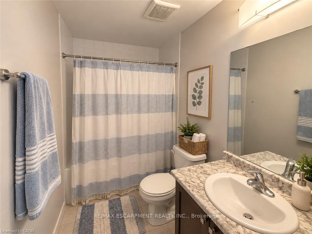 Photo 8 of 25 Sumac Drive, Haldimand — HOMEH