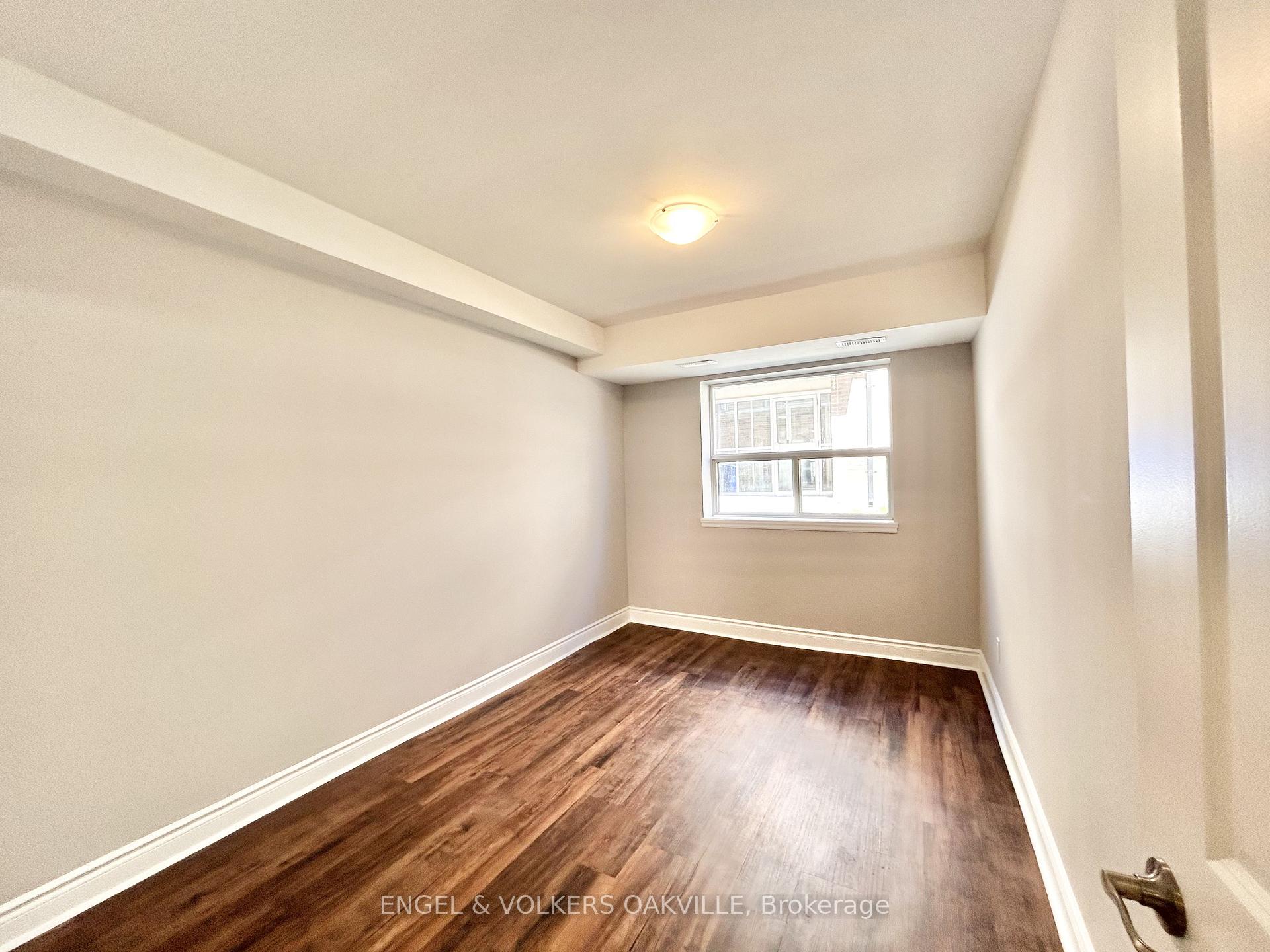 Photo 5 of Unit 106, 9 Thirty Third Street, Etobicoke, Long Branch — HOMEH