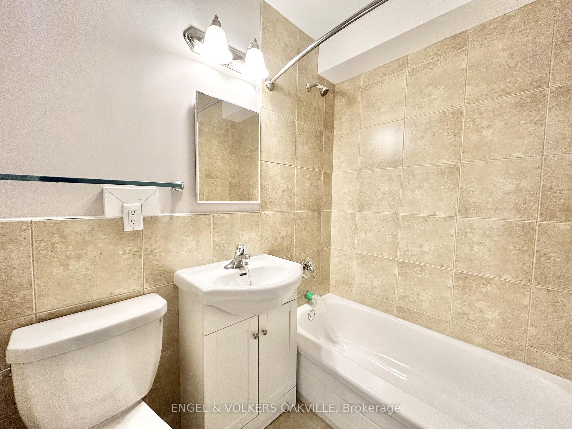 Photo 6 of Unit 106, 9 Thirty Third Street, Etobicoke, Long Branch — HOMEH