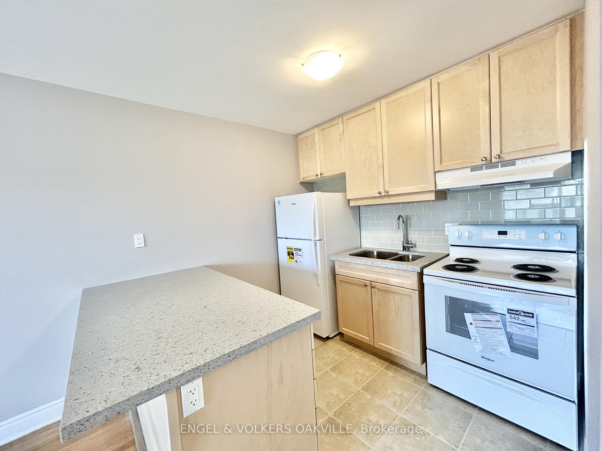 Photo of Unit 10, 80 Twenty Fifth Street