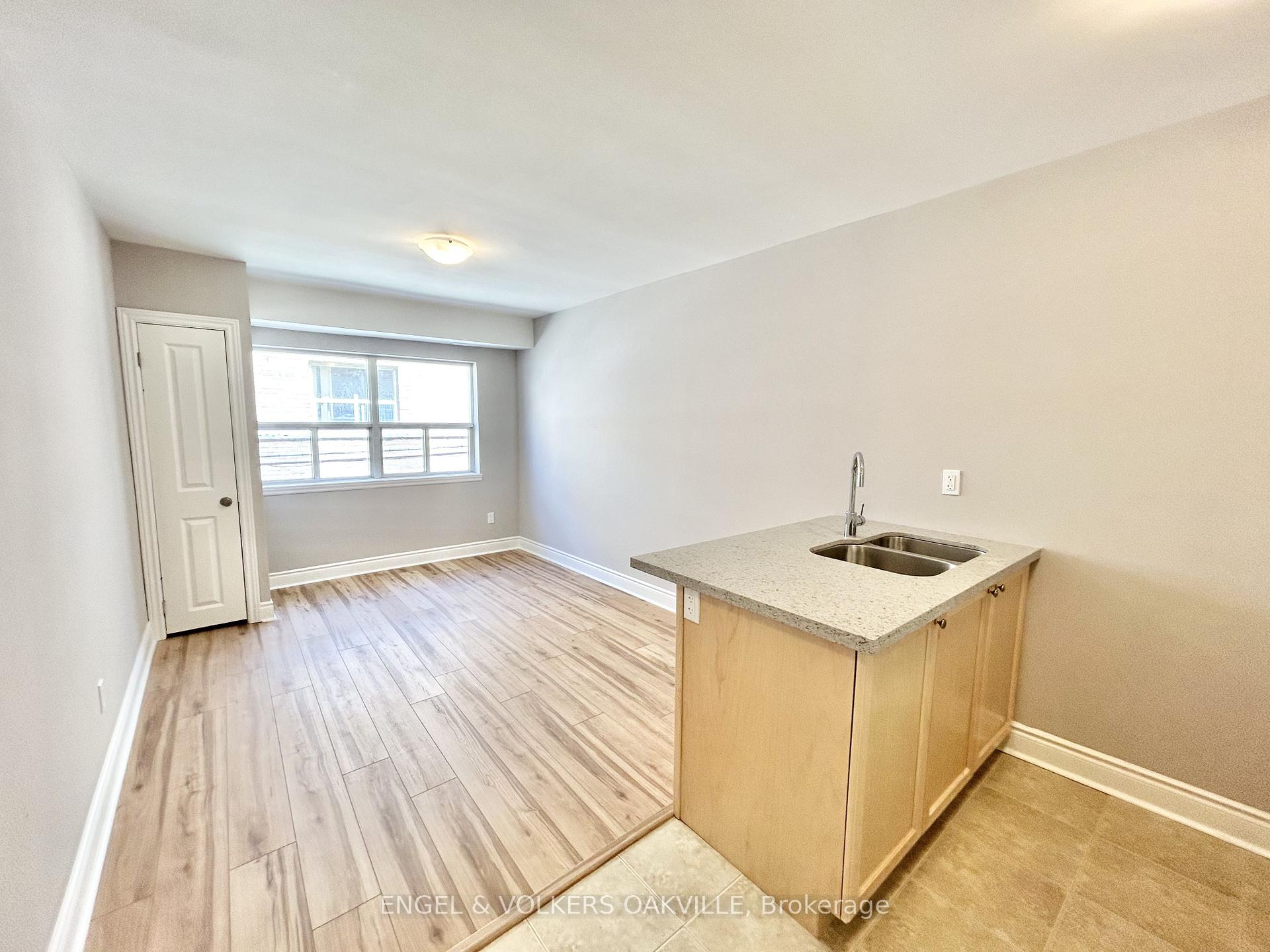 Photo 2 of Unit 204, 11 Thirty Third Street, Etobicoke, Long Branch — HOMEH