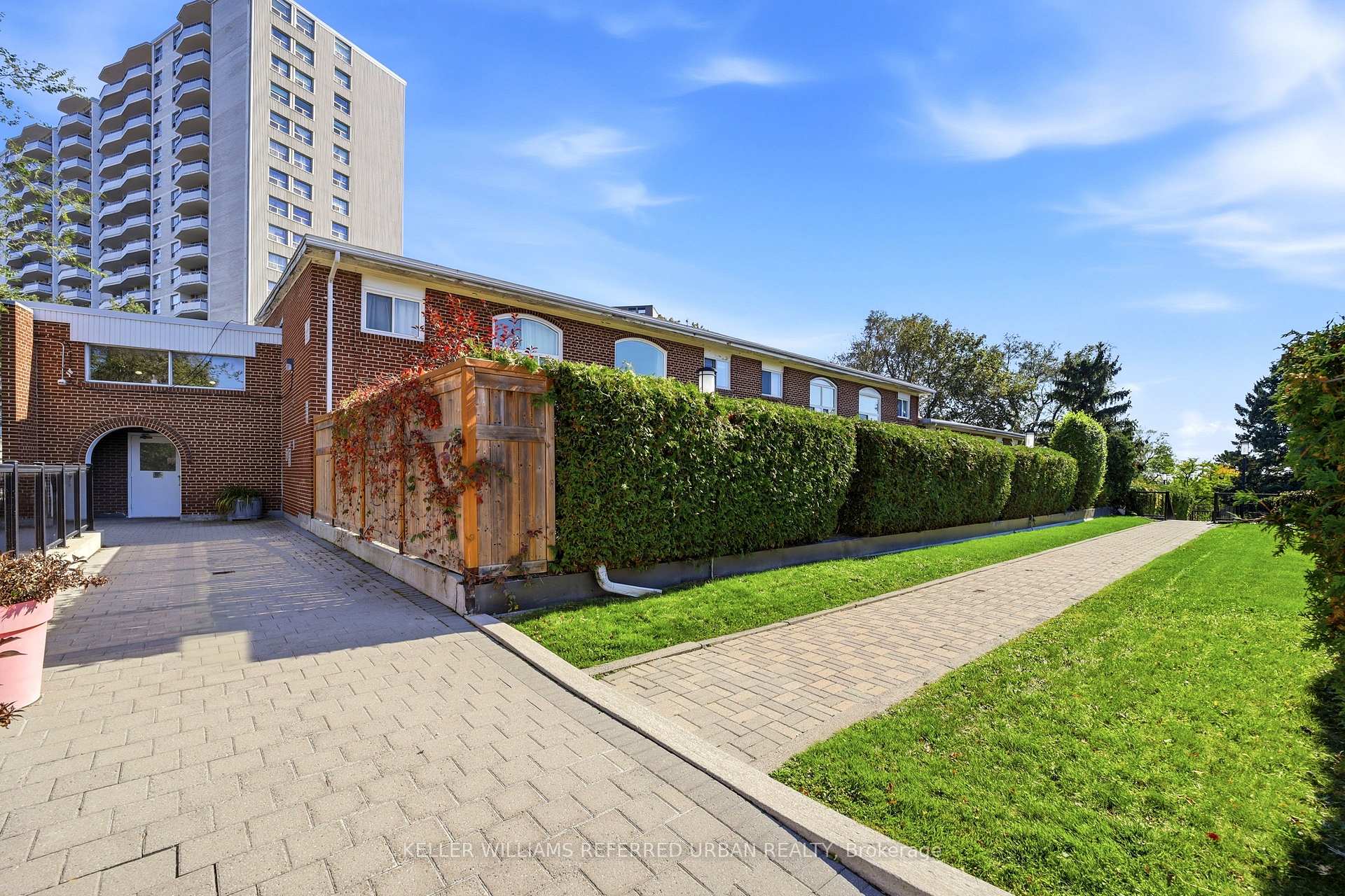 Photo 2 of Unit 102, 25 Esterbrooke Avenue, North York, Don Valley Village — HOMEH