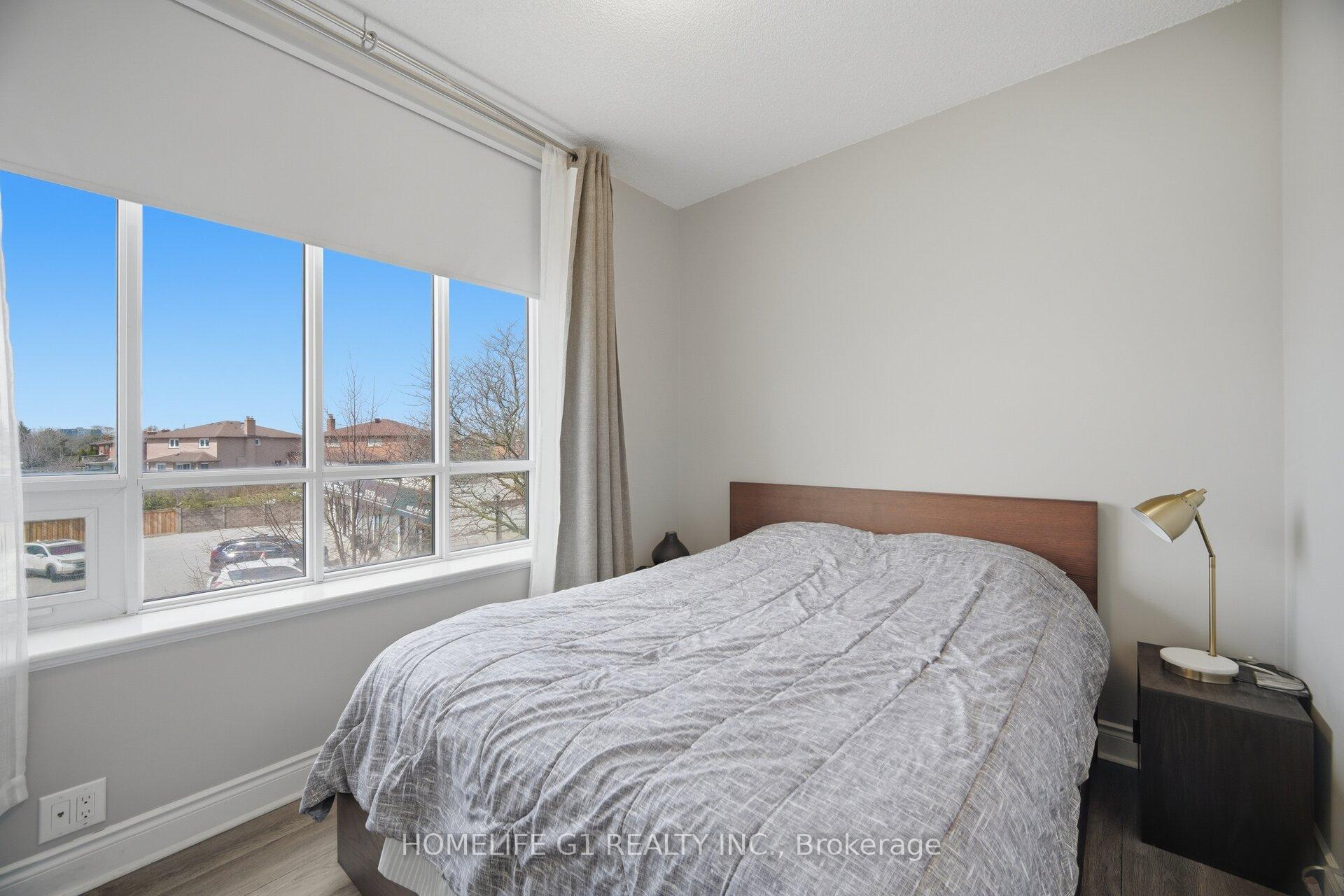 Photo 10 of Unit 212, 2396 Major Mackenzie Drive, Vaughan, Maple — HOMEH