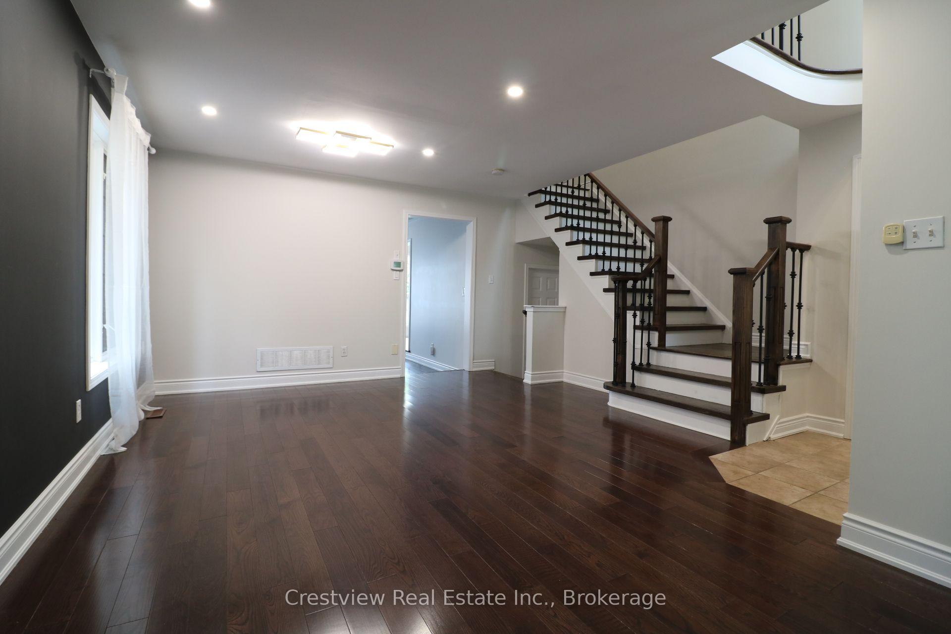 Photo 3 of 5561 Broadpath Gate, Mississauga, Churchill Meadows — HOMEH