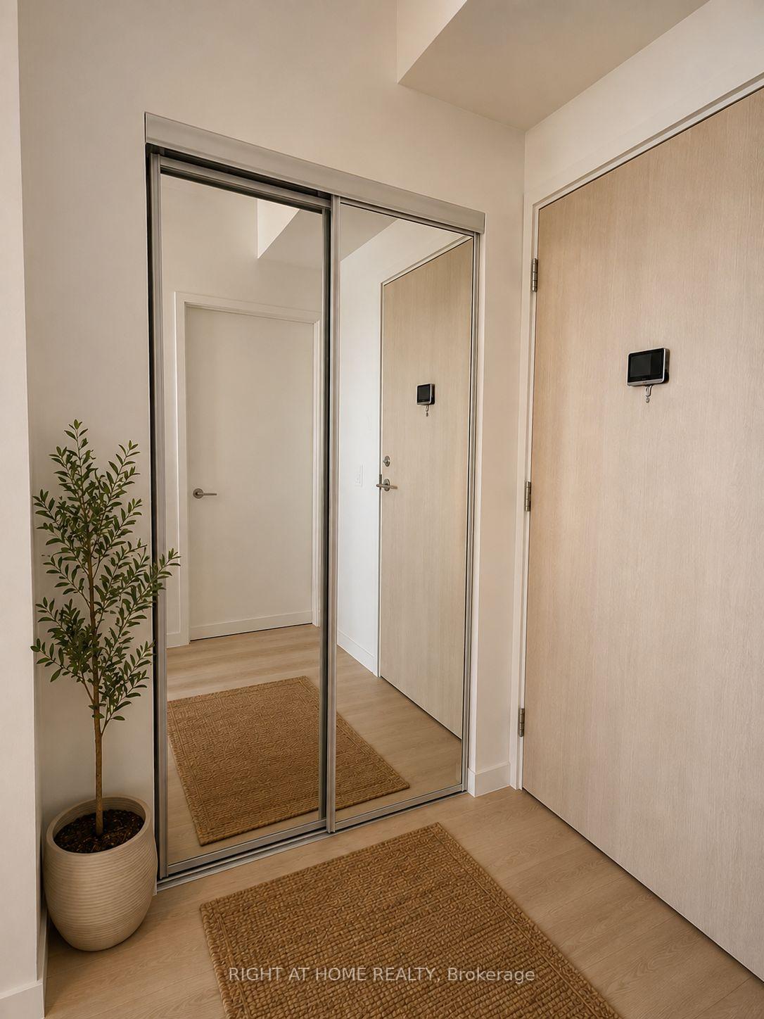 Photo 2 of Unit 604, 181 Sheppard Avenue E, North York, Willowdale East — HOMEH