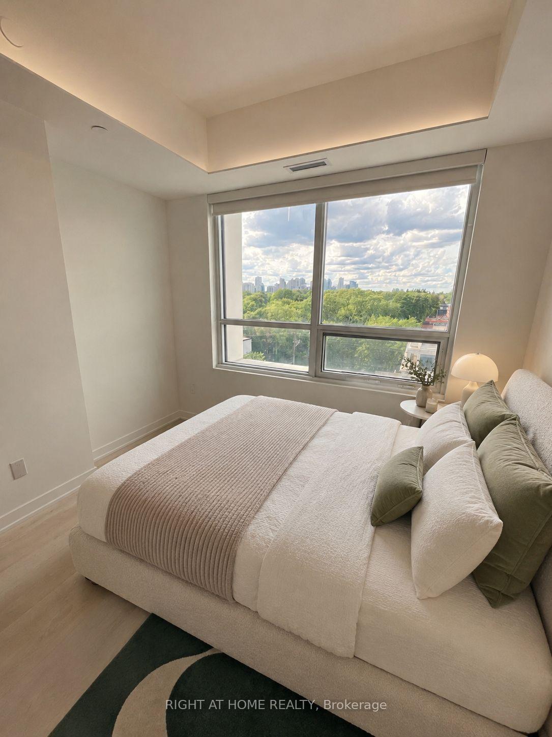 Photo 4 of Unit 604, 181 Sheppard Avenue E, North York, Willowdale East — HOMEH