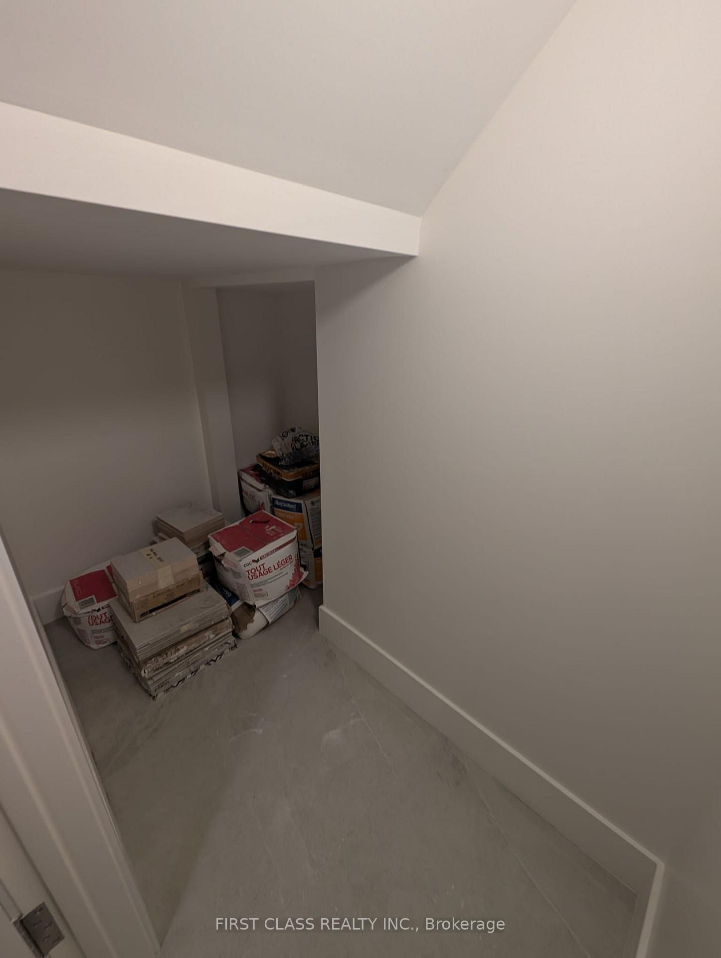 Photo 16 of 2577 Bridle Road S, Oshawa, Windfields — HOMEH