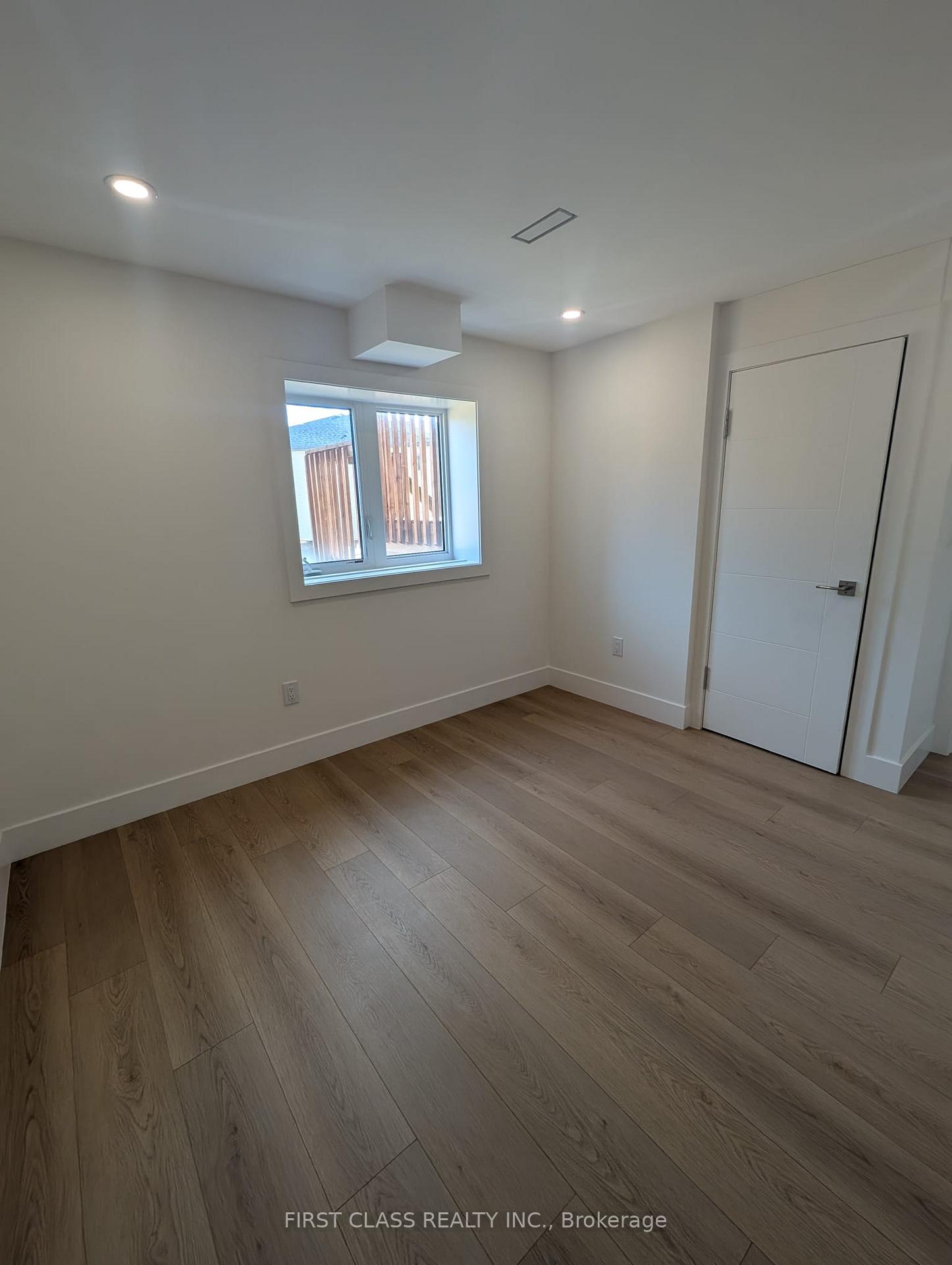 Photo 18 of 2577 Bridle Road S, Oshawa, Windfields — HOMEH