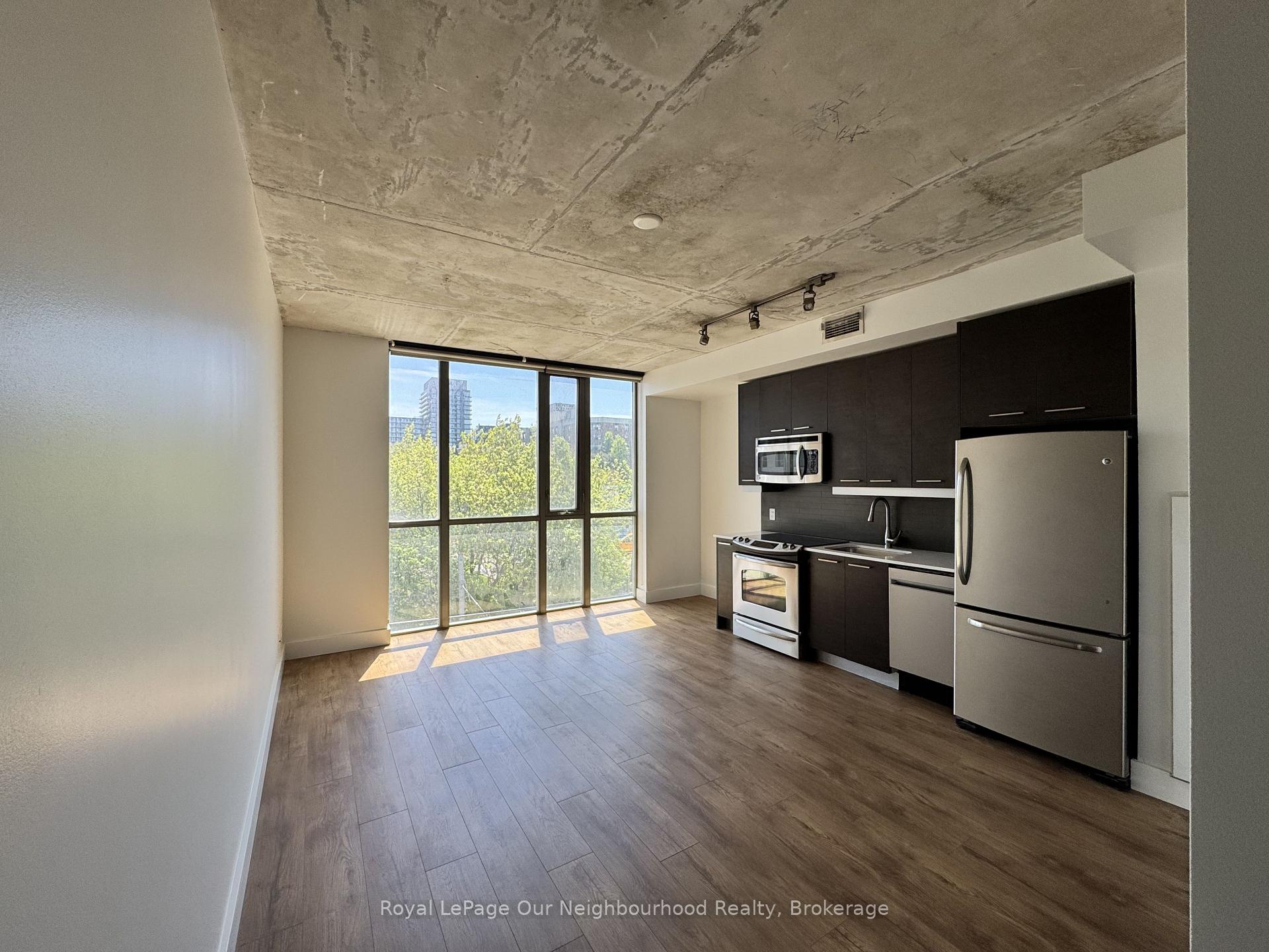Photo 4 of Unit 308, 2 Gladstone Avenue, Toronto, Little Portugal — HOMEH