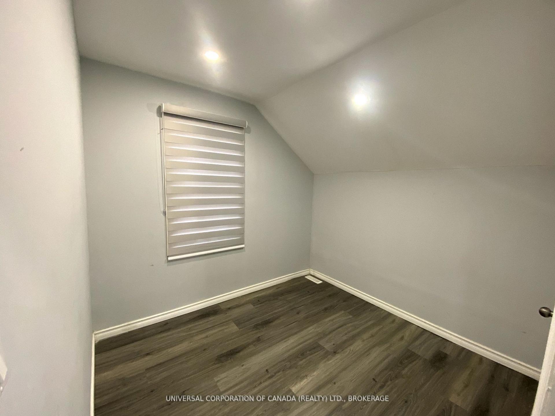Photo 6 of 137 Ross Street, St. Thomas — HOMEH