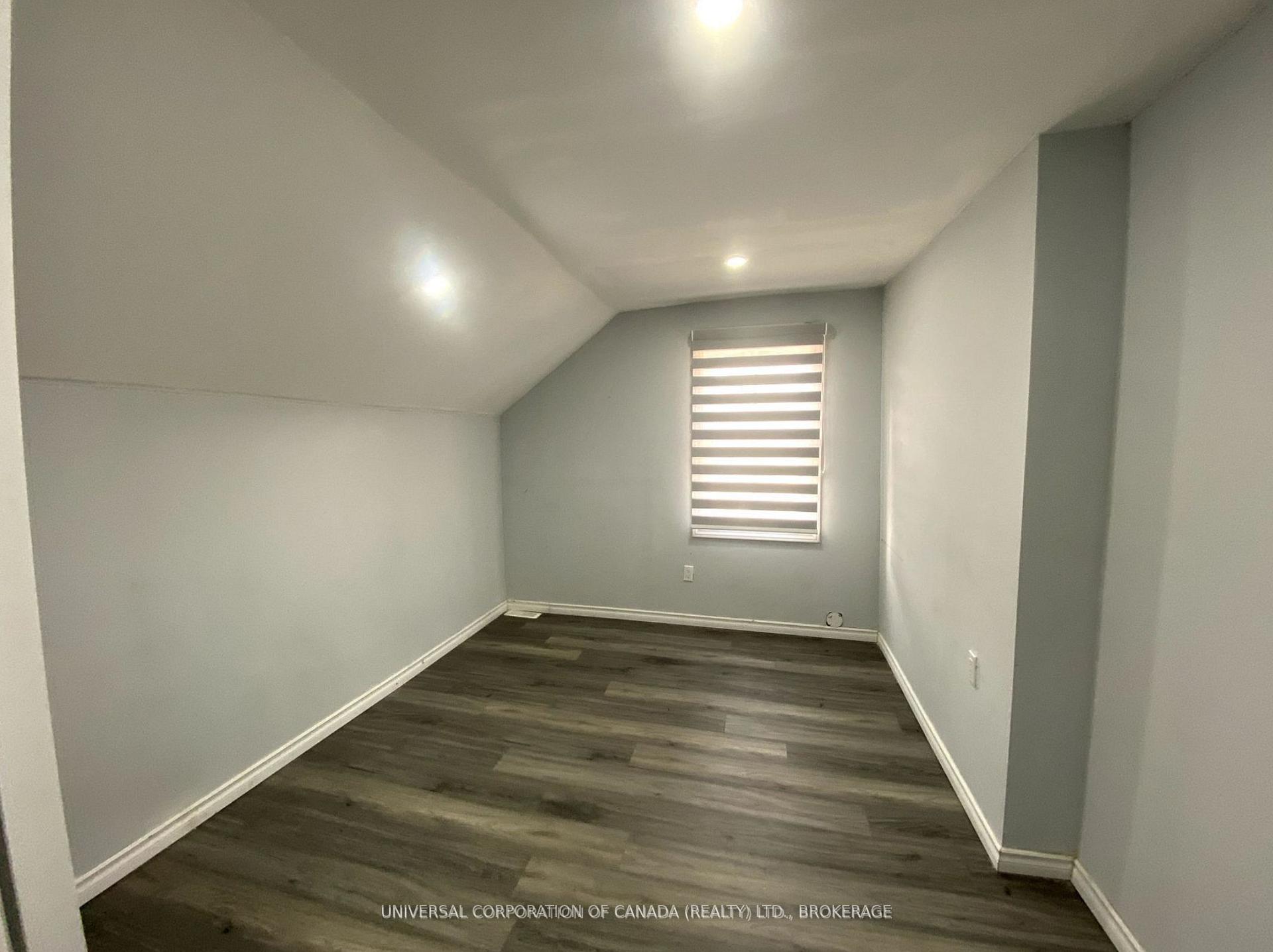 Photo 7 of 137 Ross Street, St. Thomas — HOMEH