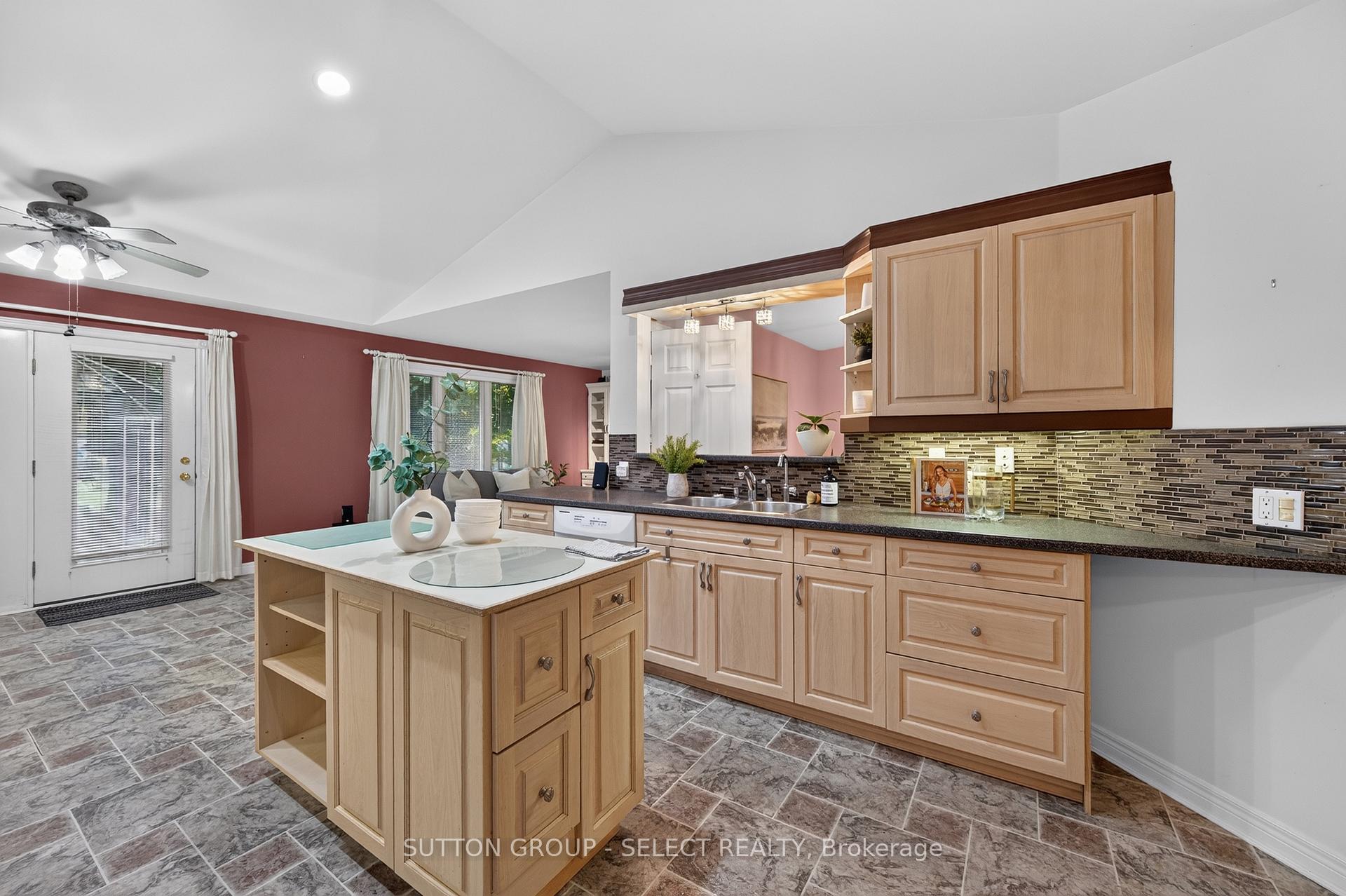 Photo 15 of 8 Kennedy Court, Middlesex Centre, Ilderton — HOMEH