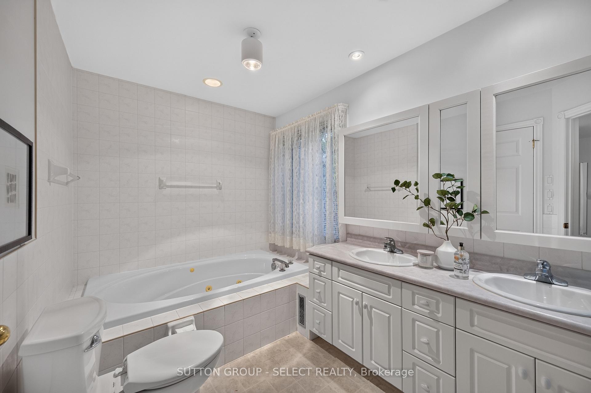 Photo 18 of 8 Kennedy Court, Middlesex Centre, Ilderton — HOMEH