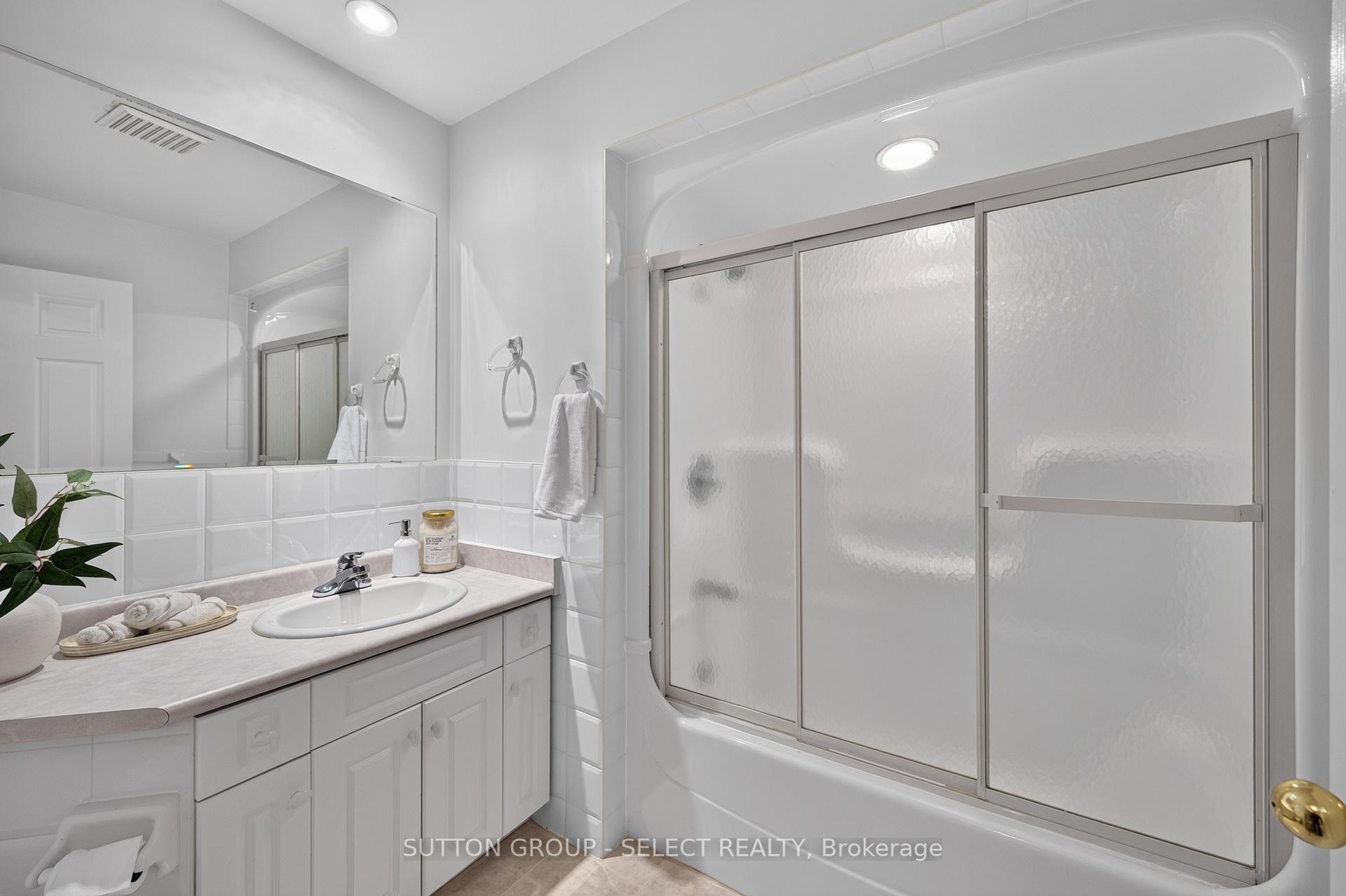 Photo 21 of 8 Kennedy Court, Middlesex Centre, Ilderton — HOMEH
