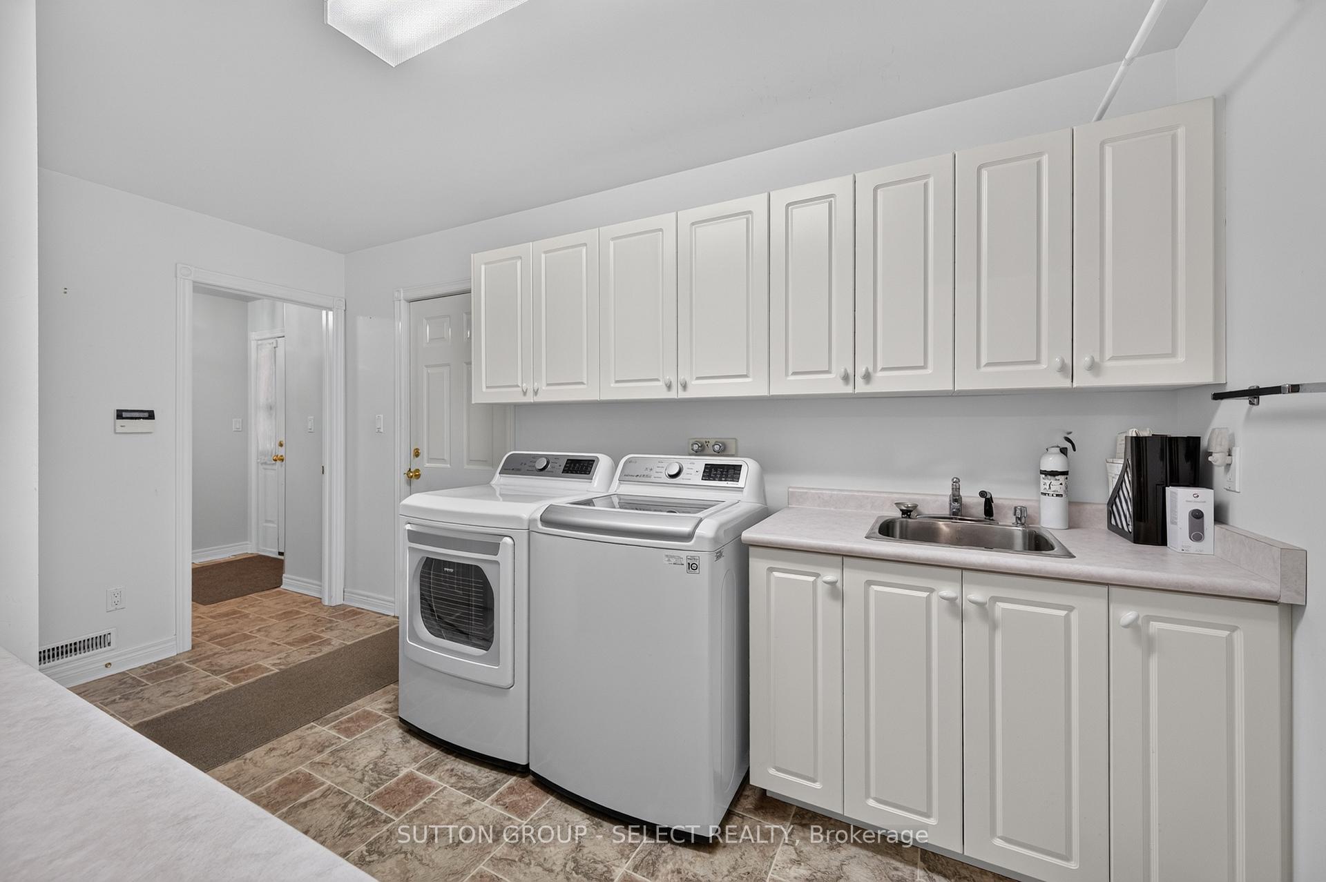 Photo 24 of 8 Kennedy Court, Middlesex Centre, Ilderton — HOMEH