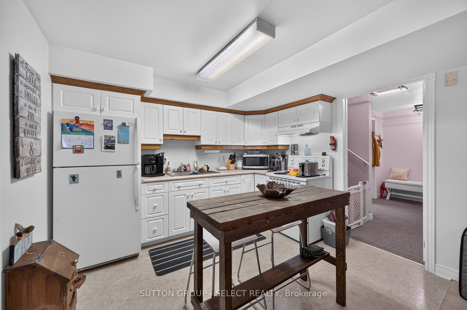 Photo 27 of 8 Kennedy Court, Middlesex Centre, Ilderton — HOMEH