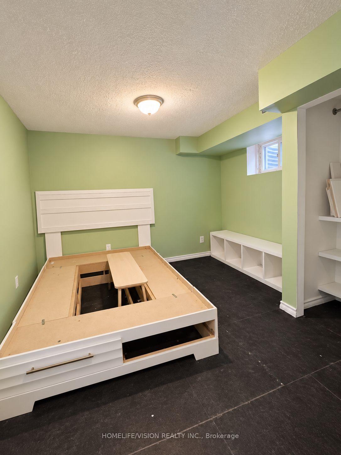 Photo 22 of 41 Alonna Street, Clarington, Bowmanville — HOMEH
