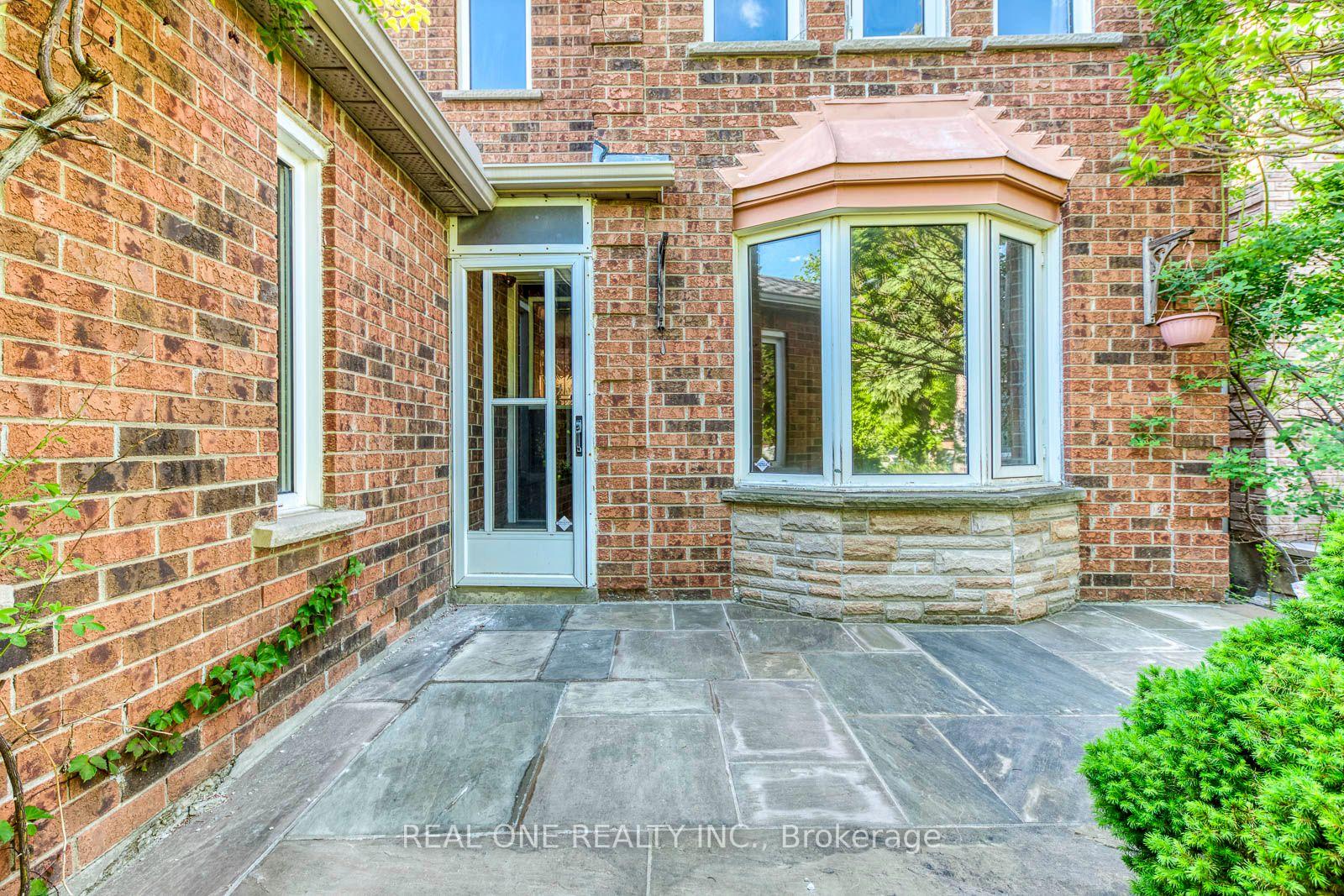 Photo 5 of 3310 Jackpine Road, Mississauga, Erin Mills — HOMEH