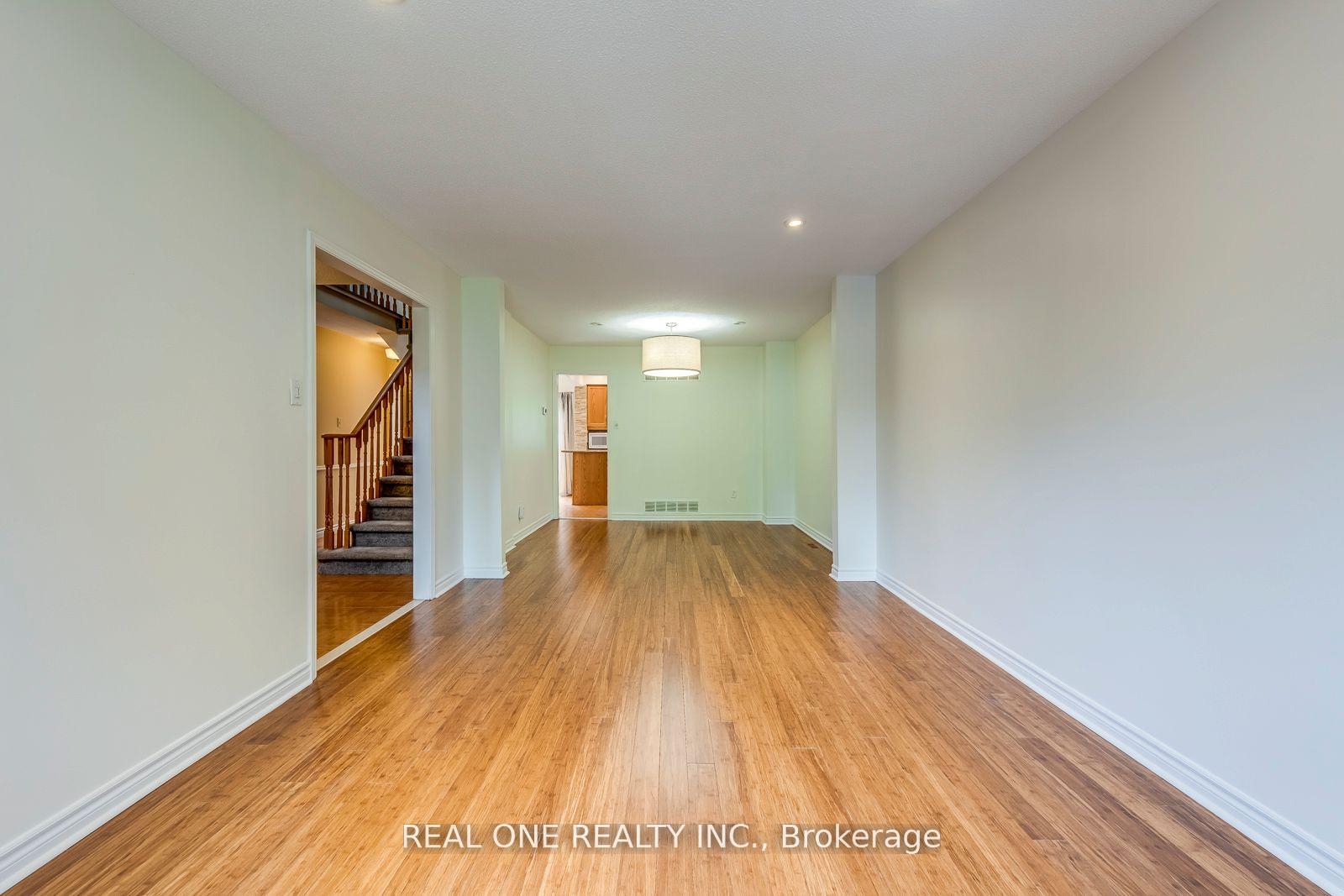 Photo 8 of 3310 Jackpine Road, Mississauga, Erin Mills — HOMEH