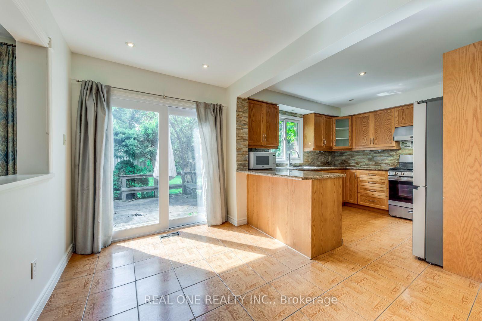 Photo 10 of 3310 Jackpine Road, Mississauga, Erin Mills — HOMEH