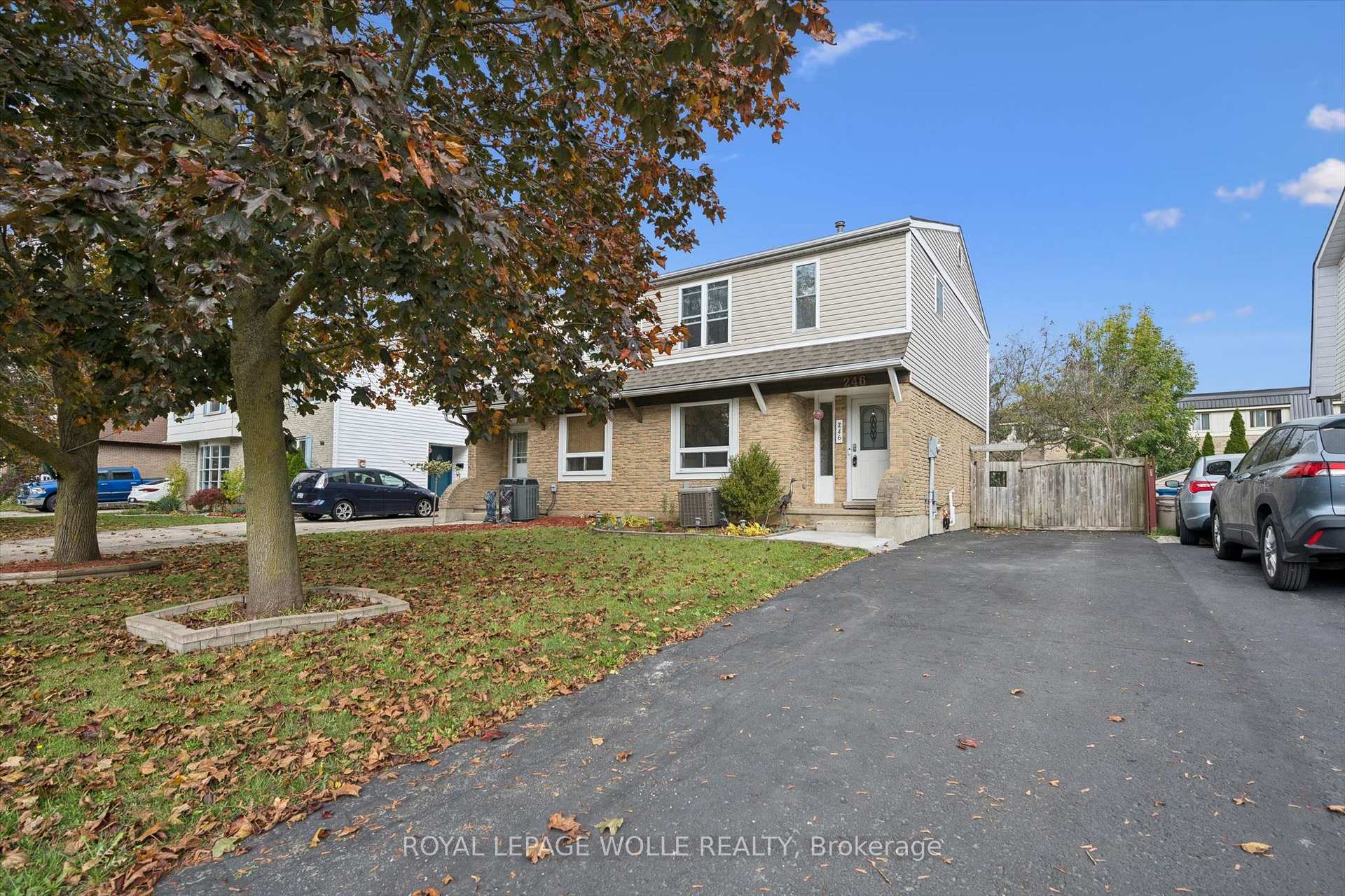 Photo 5 of 246 Patricia Road, Stratford — HOMEH