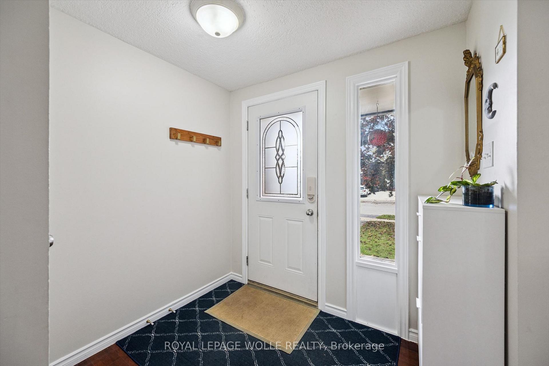 Photo 6 of 246 Patricia Road, Stratford — HOMEH