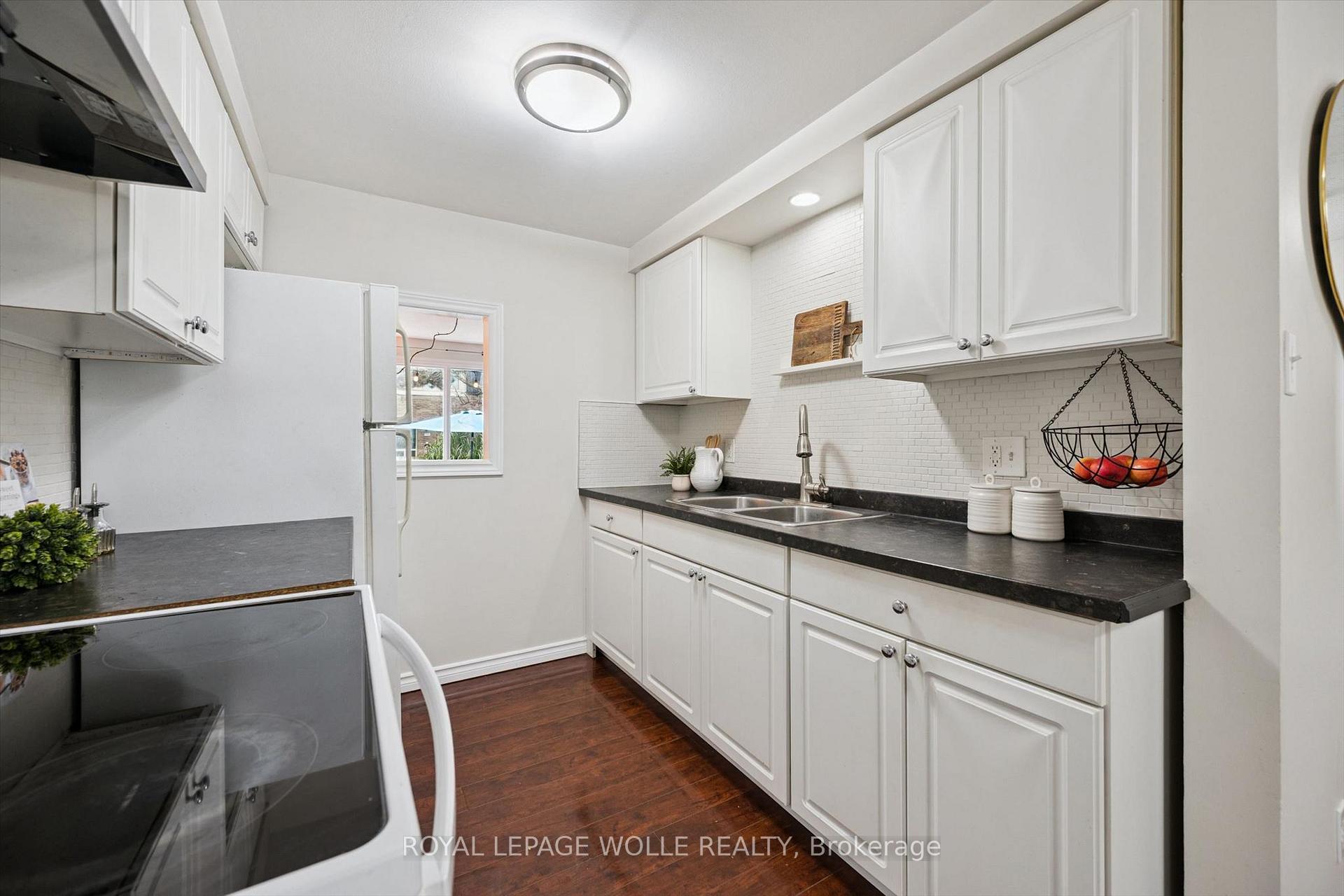 Photo 12 of 246 Patricia Road, Stratford — HOMEH