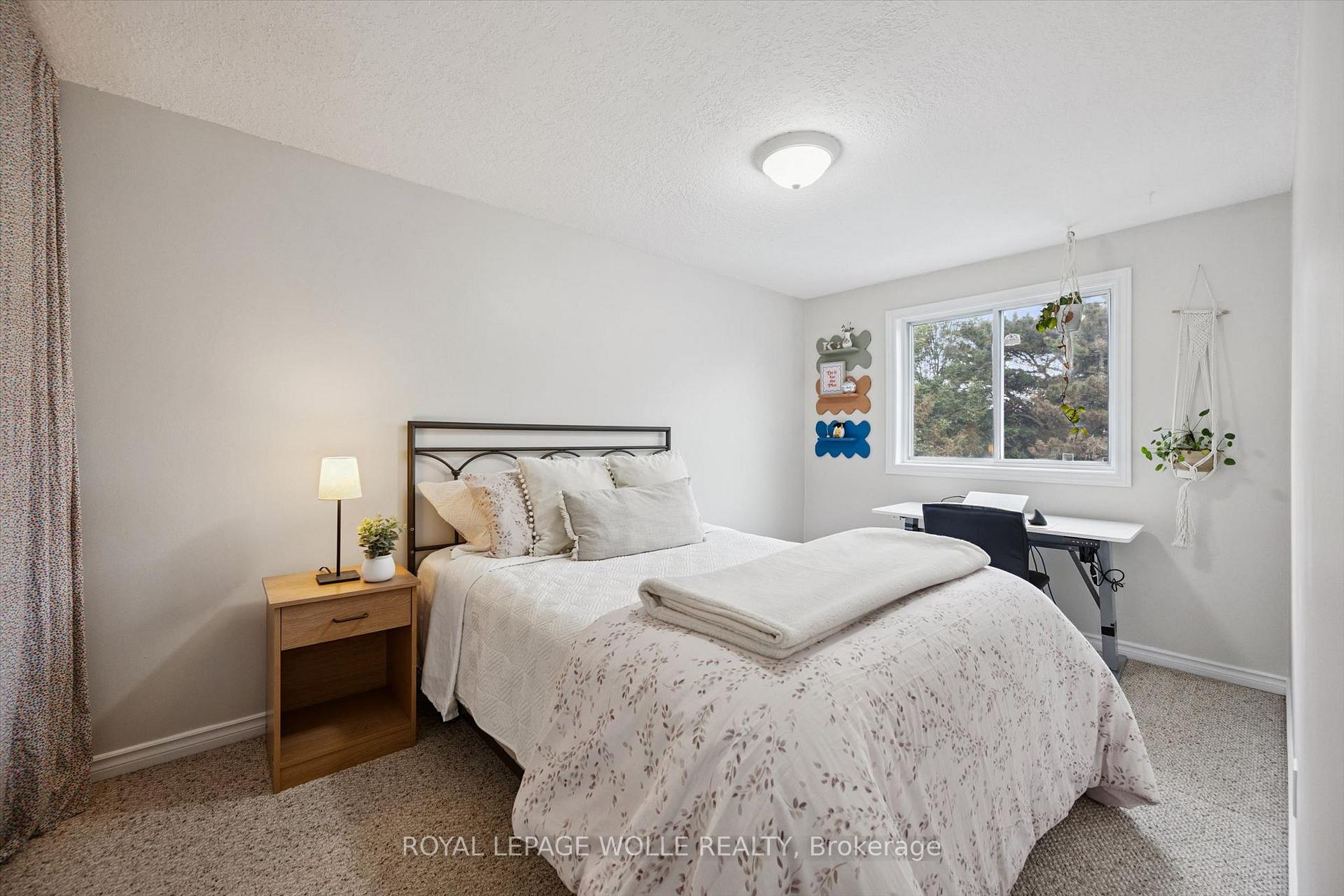 Photo 21 of 246 Patricia Road, Stratford — HOMEH