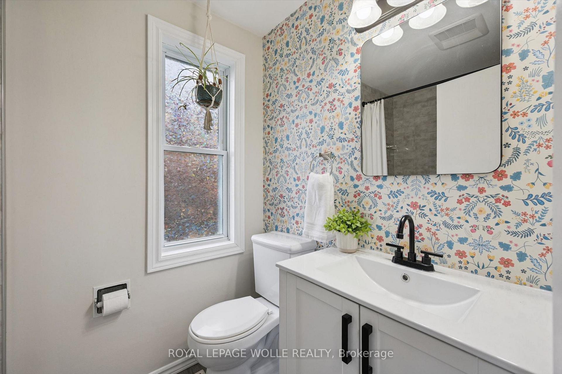 Photo 22 of 246 Patricia Road, Stratford — HOMEH