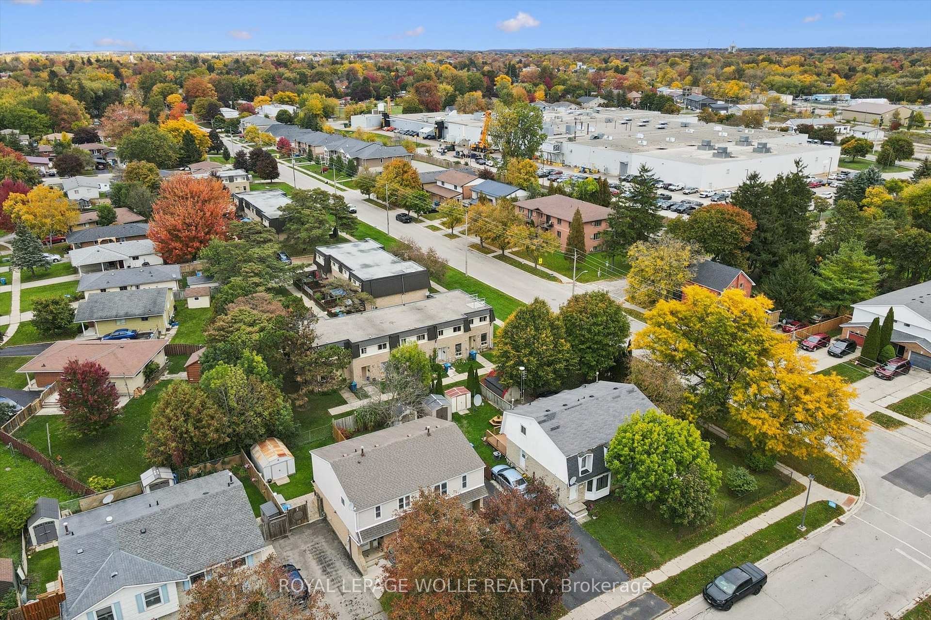 Photo 34 of 246 Patricia Road, Stratford — HOMEH