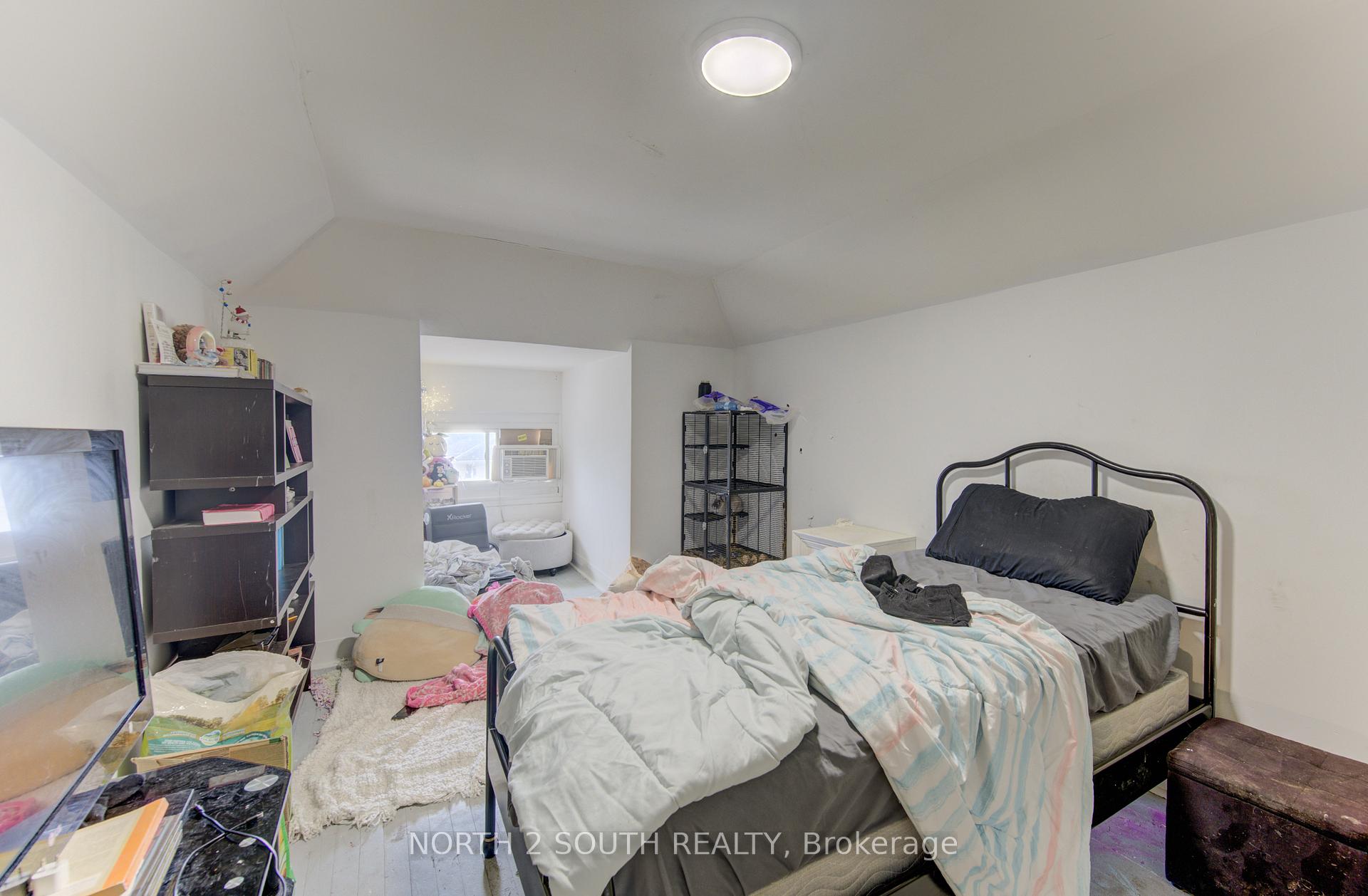 Photo 37 of 5 Fleet Street, Brantford — HOMEH