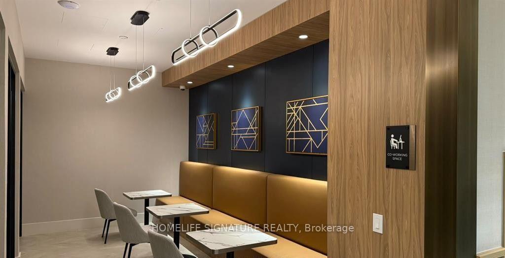 Photo 3 of Unit 1705, 21 Meadowdale Road, Vaughan, Vaughan Corporate Centre — HOMEH