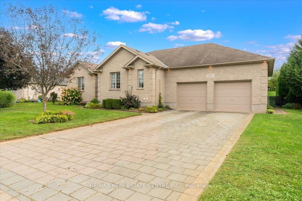 Photo 3 of 515 Woodward Drive, Strathroy-Caradoc, Mount Brydges — HOMEH